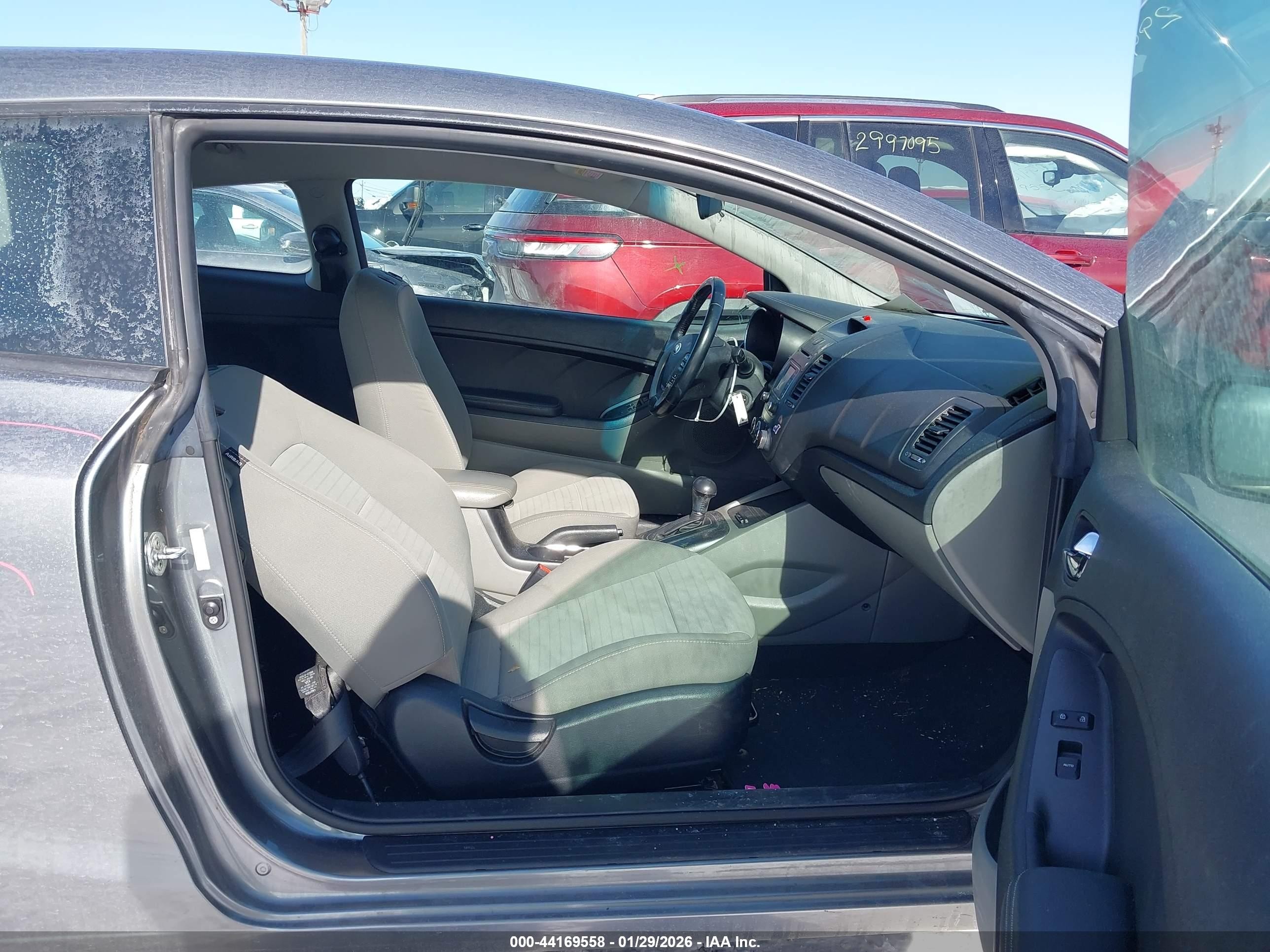 2014 Kia Forte Koup Ex Gray vin: KNAFX6A86E5243980