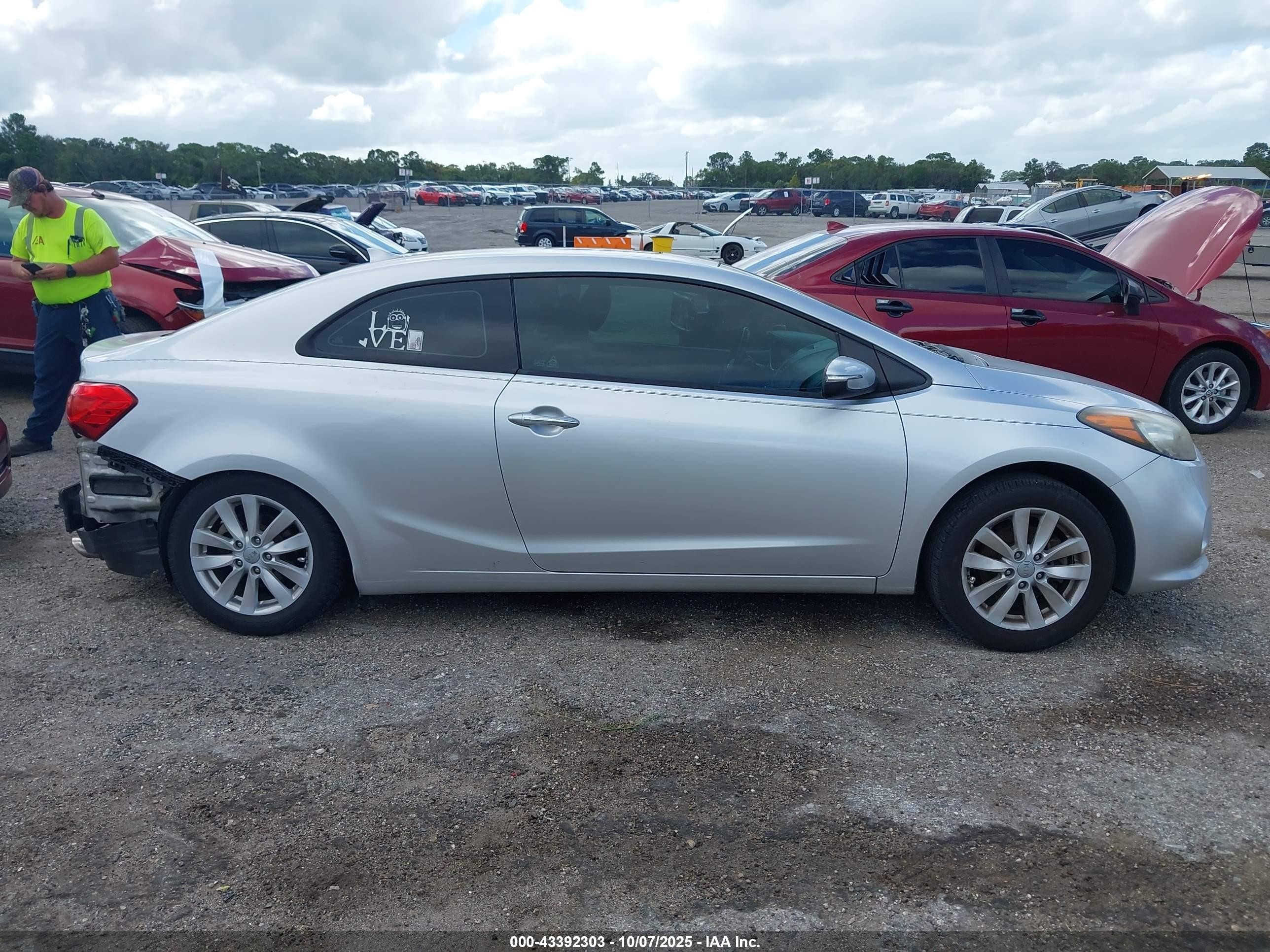 2014 Kia Forte Koup Ex Серебряный vin: KNAFX6A87E5200376
