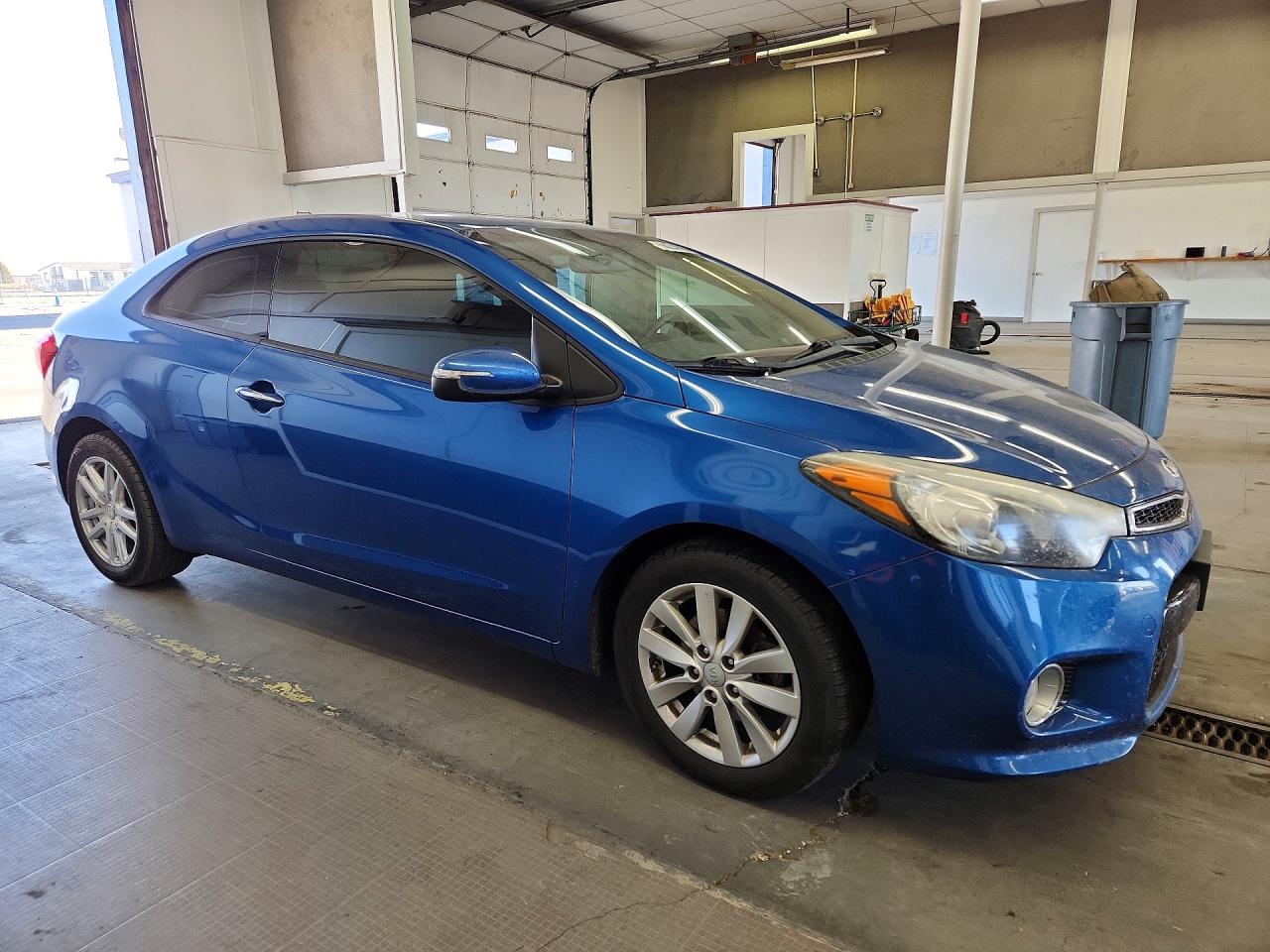 2014 Kia Forte Koup Ex Blue vin: KNAFX6A87E5225312