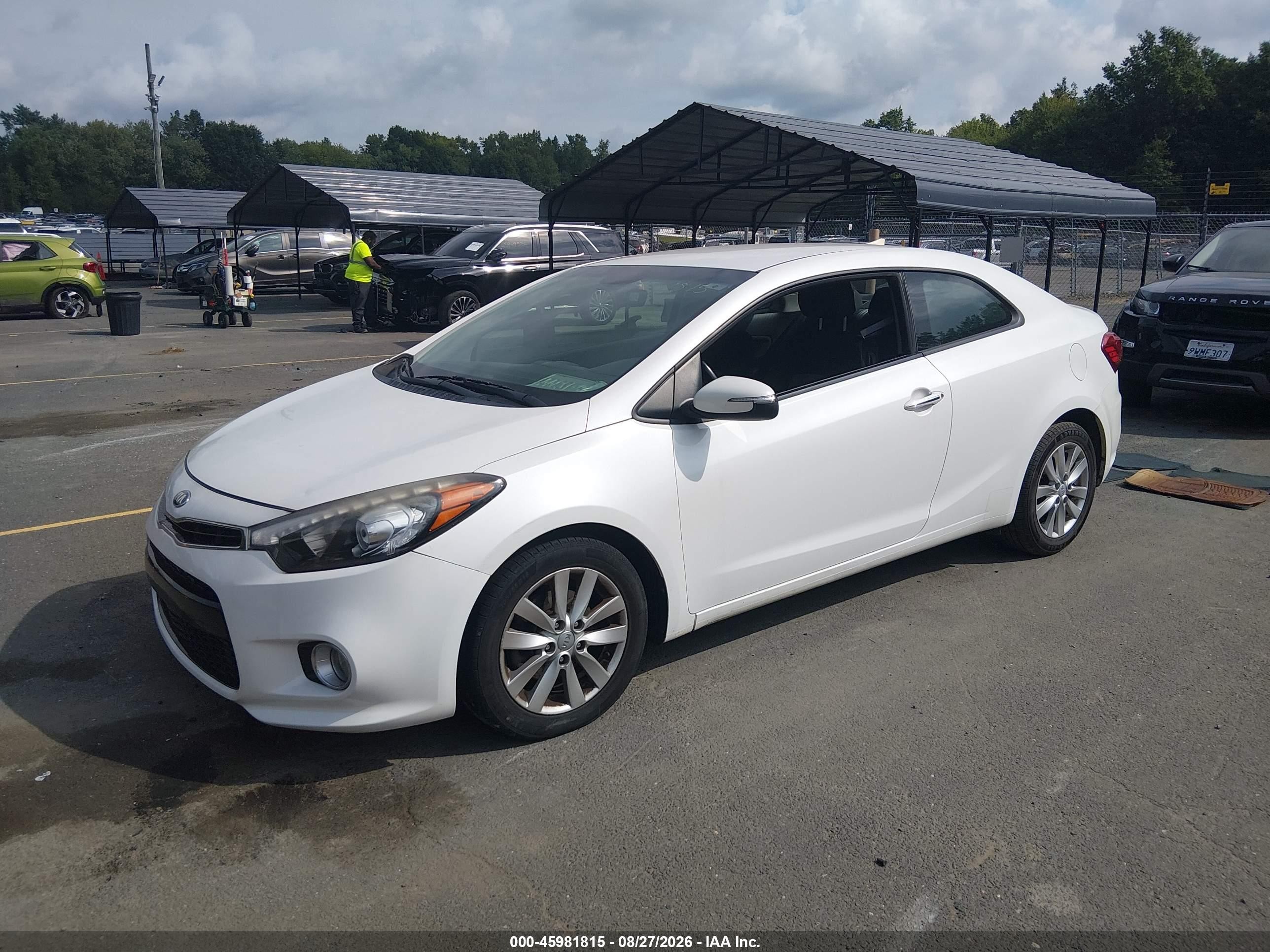 2015 Kia Forte Koup Ex White vin: KNAFX6A87F5403124