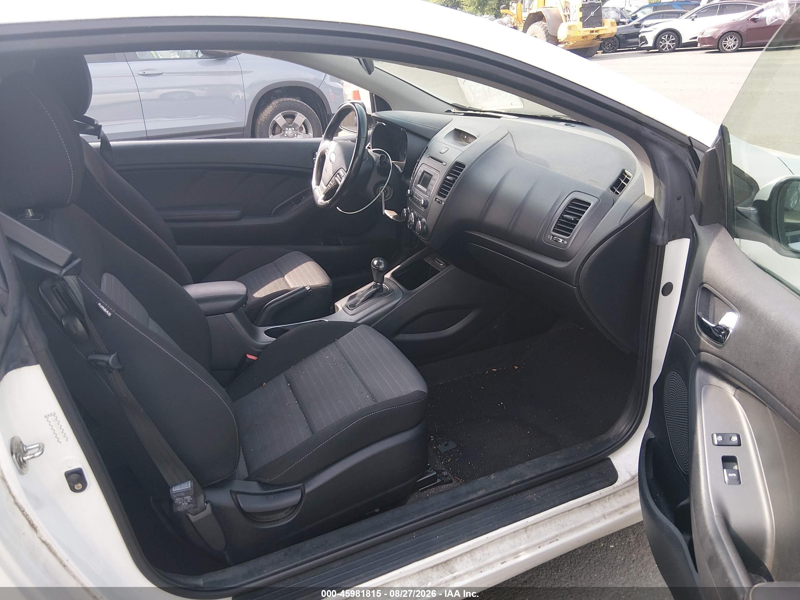 2015 Kia Forte Koup Ex White vin: KNAFX6A87F5403124