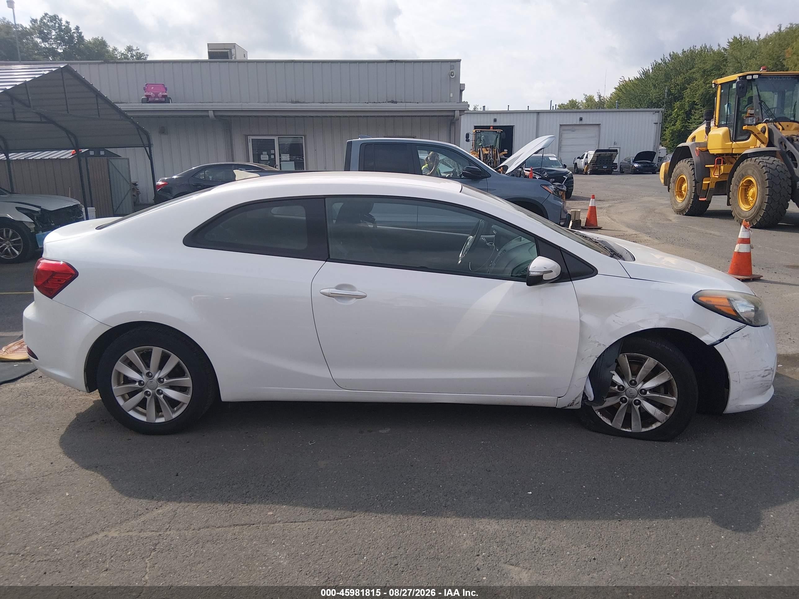 2015 Kia Forte Koup Ex White vin: KNAFX6A87F5403124
