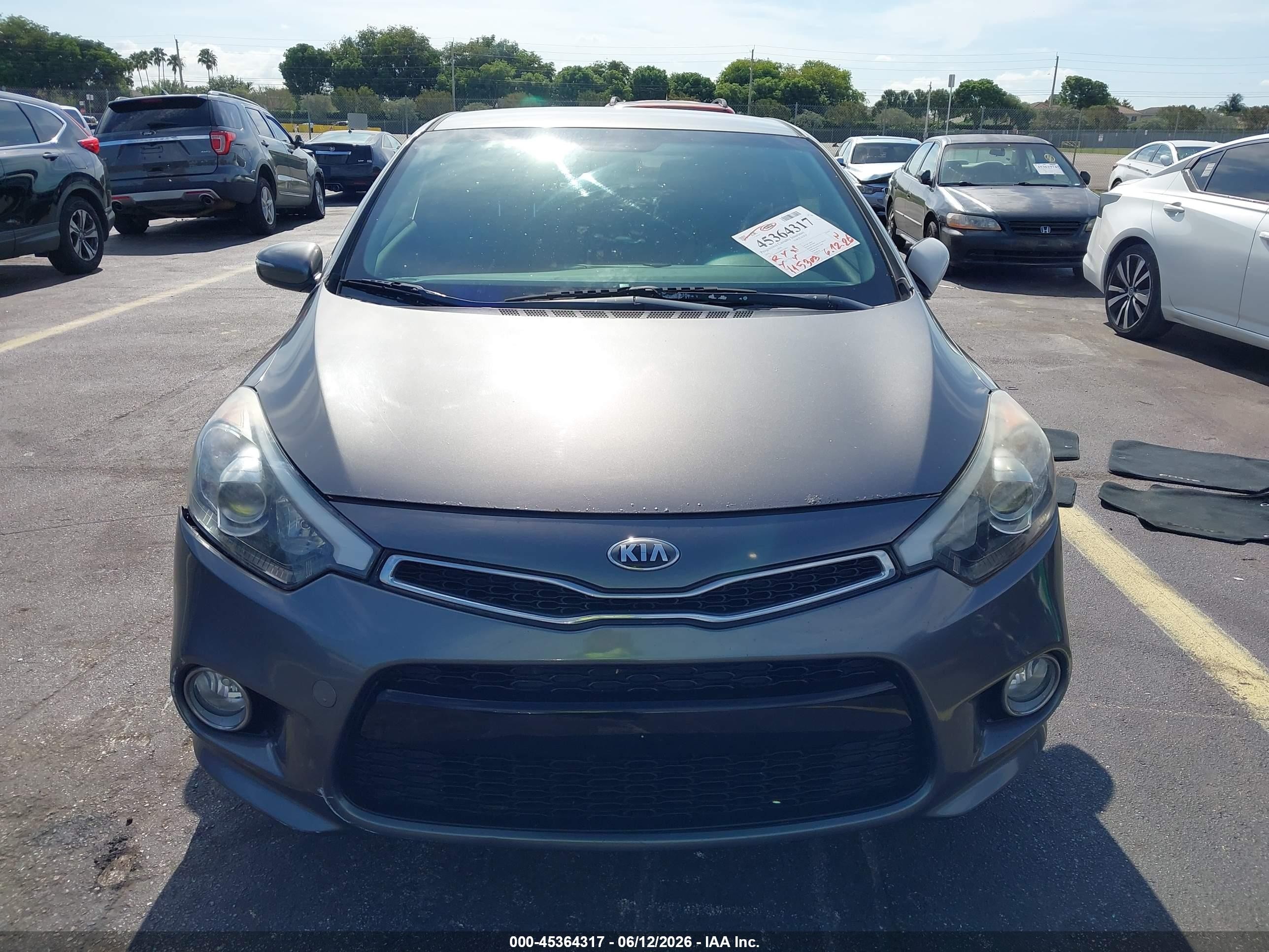 2014 Kia Forte Koup Ex Gray vin: KNAFX6A88E5202850