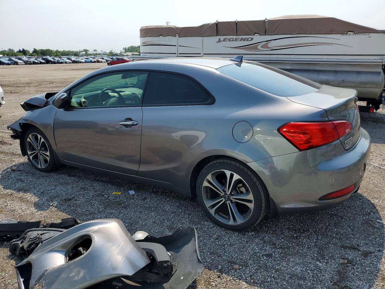 2015 Kia Forte Gray vin: KNAFX6A89F5283696