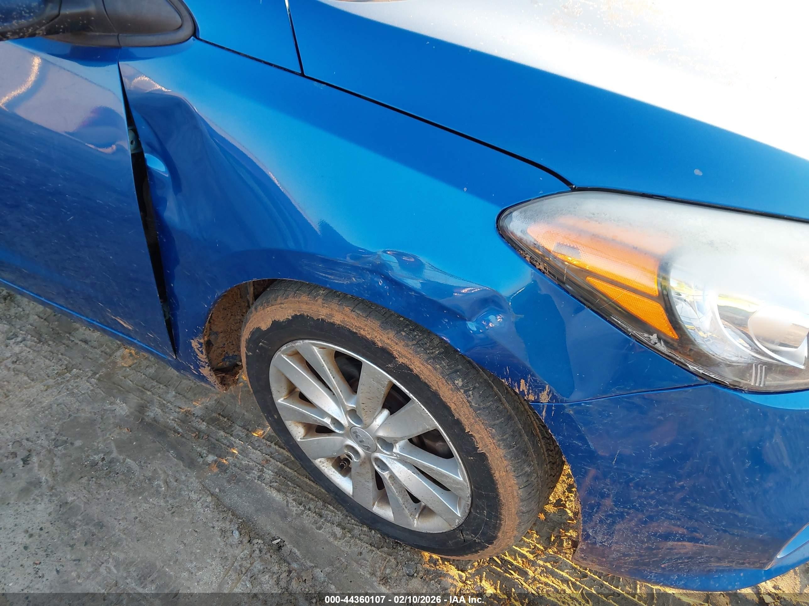 2014 Kia Forte Koup Ex Blue vin: KNAFX6A8XE5221058