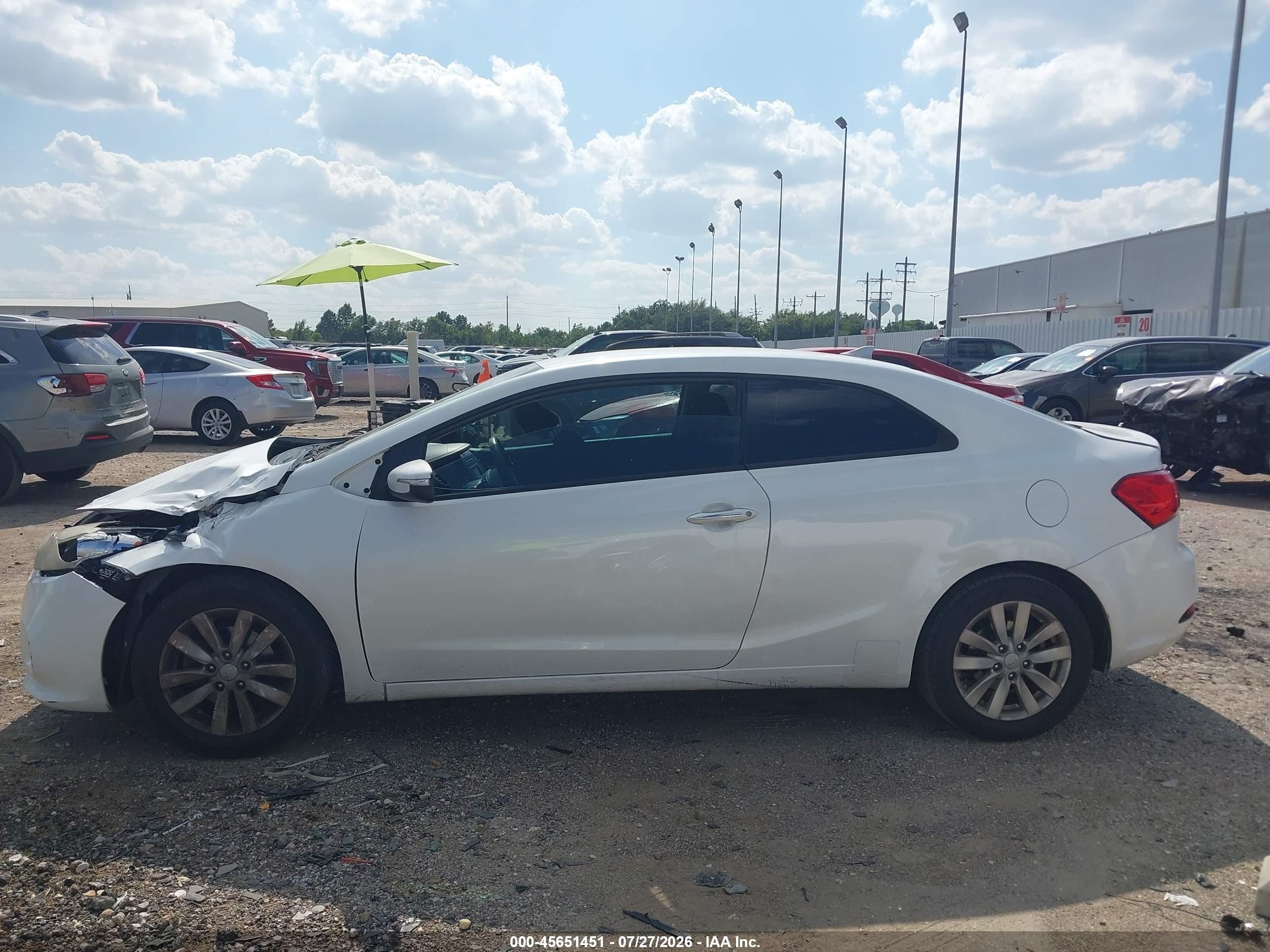 2015 Kia Forte Koup Ex White vin: KNAFX6A8XF5369390