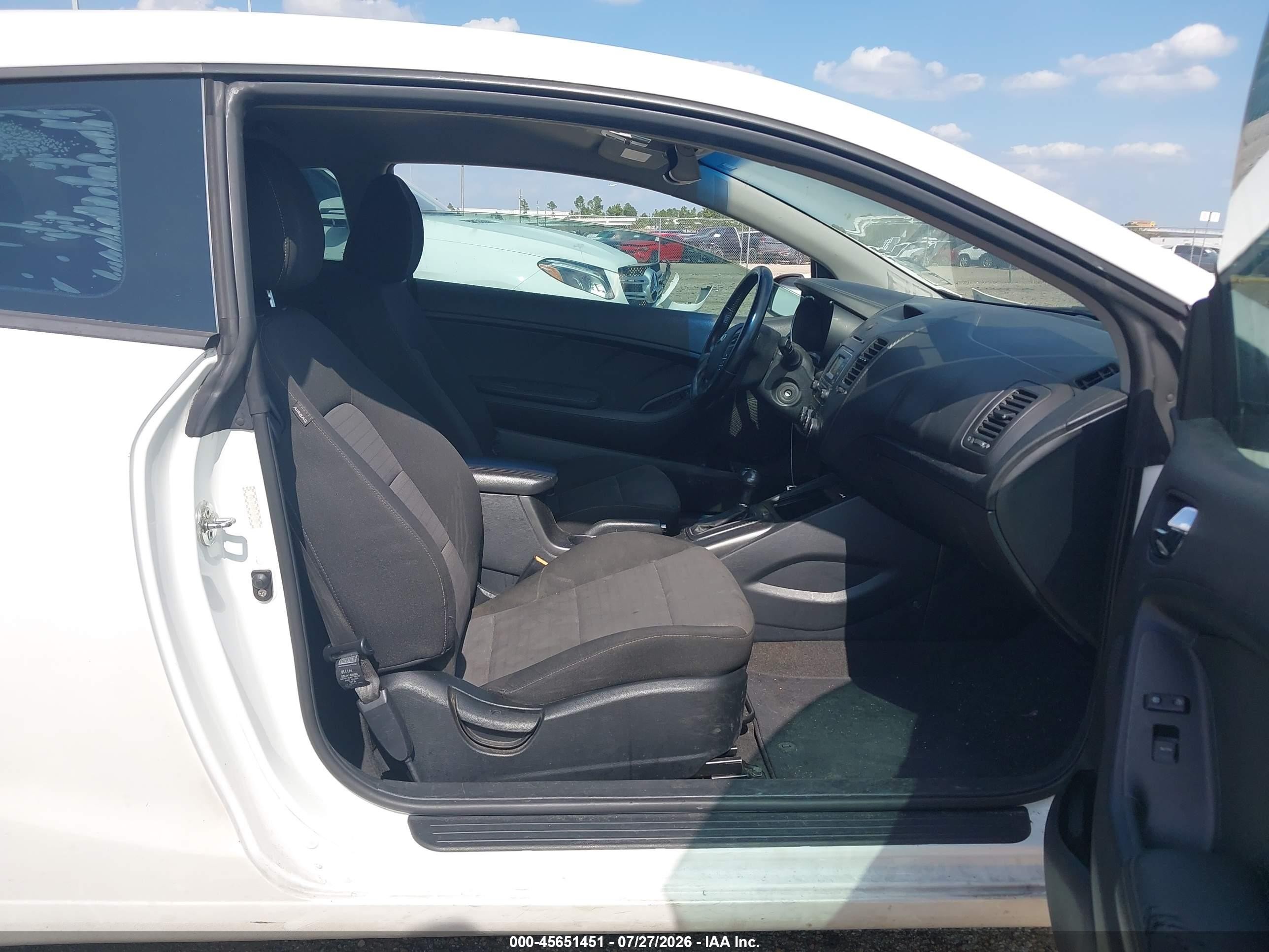 2015 Kia Forte Koup Ex White vin: KNAFX6A8XF5369390
