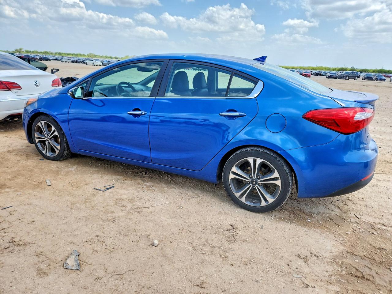2015 Kia Forte Blue vin: KNAFZ4A87F5307315