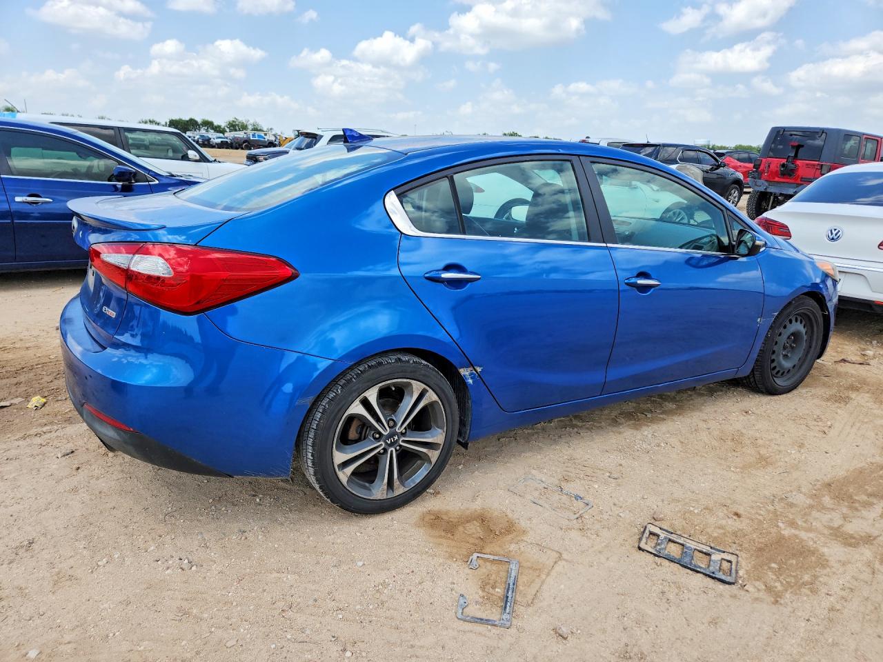 2015 Kia Forte Blue vin: KNAFZ4A87F5307315