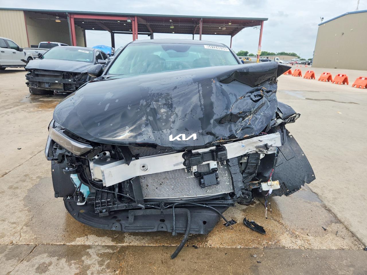 2026 Kia K5 Lxs Black vin: KNAG24J77T5460935