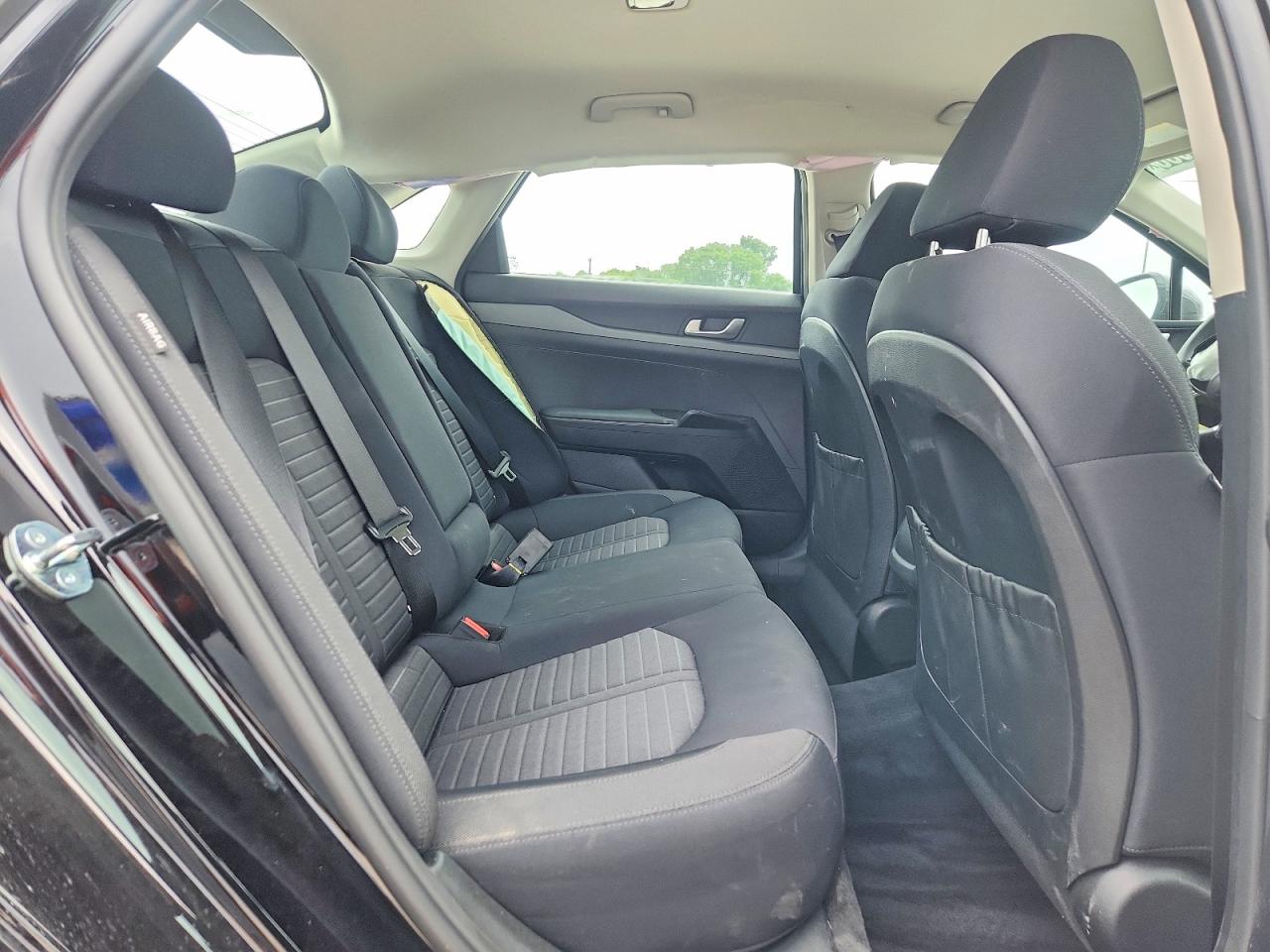2026 Kia K5 Lxs Black vin: KNAG24J77T5460935