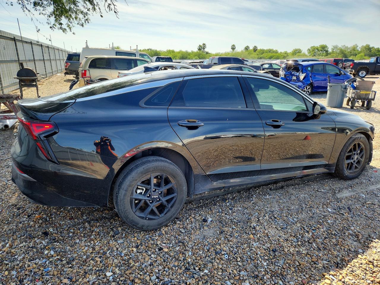 2025 Kia K5 Lxs Черный vin: KNAG24J79S5272500