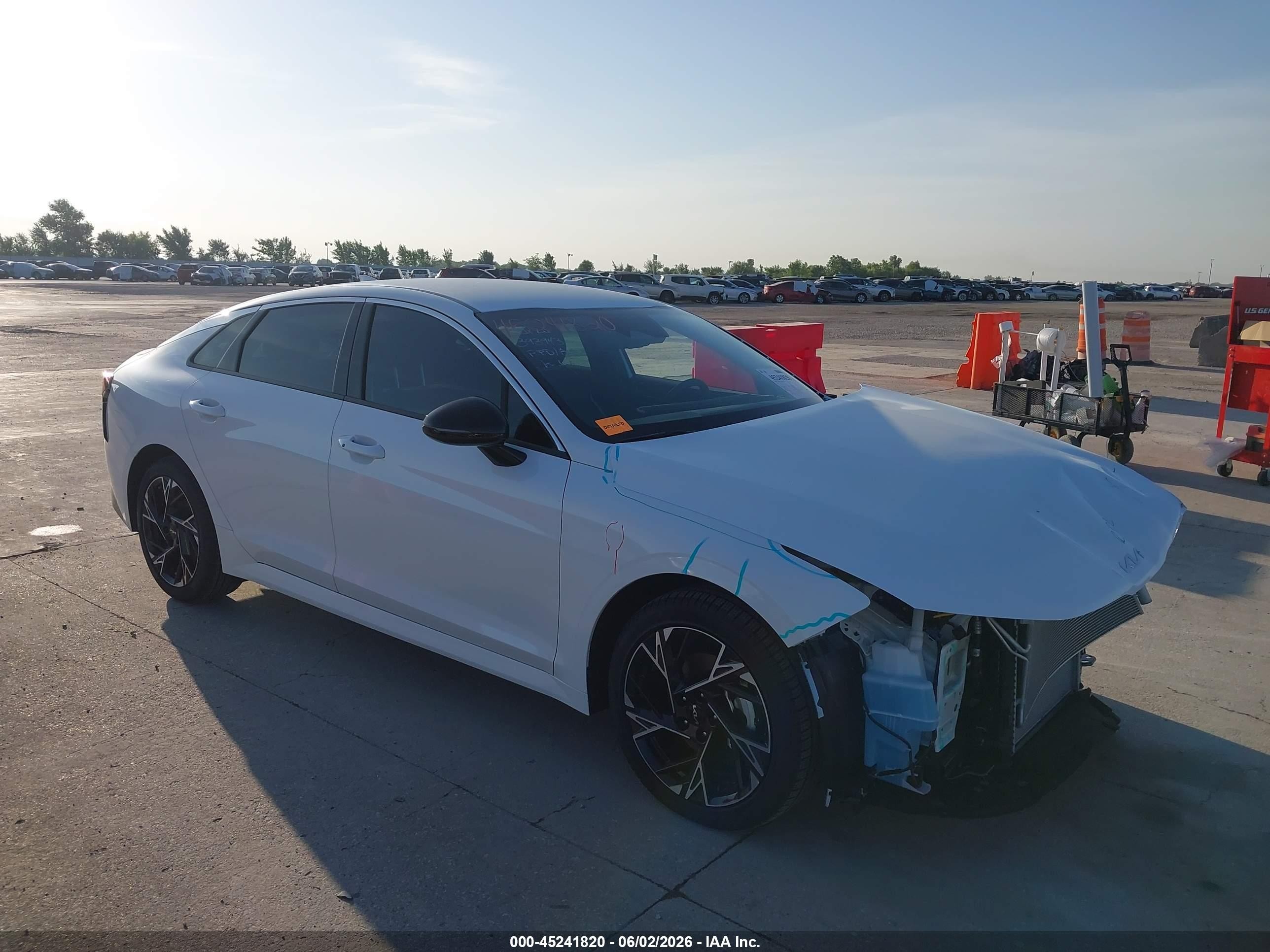 2026 Kia K5 Gt-line Awd White vin: KNAG64J73T5416144