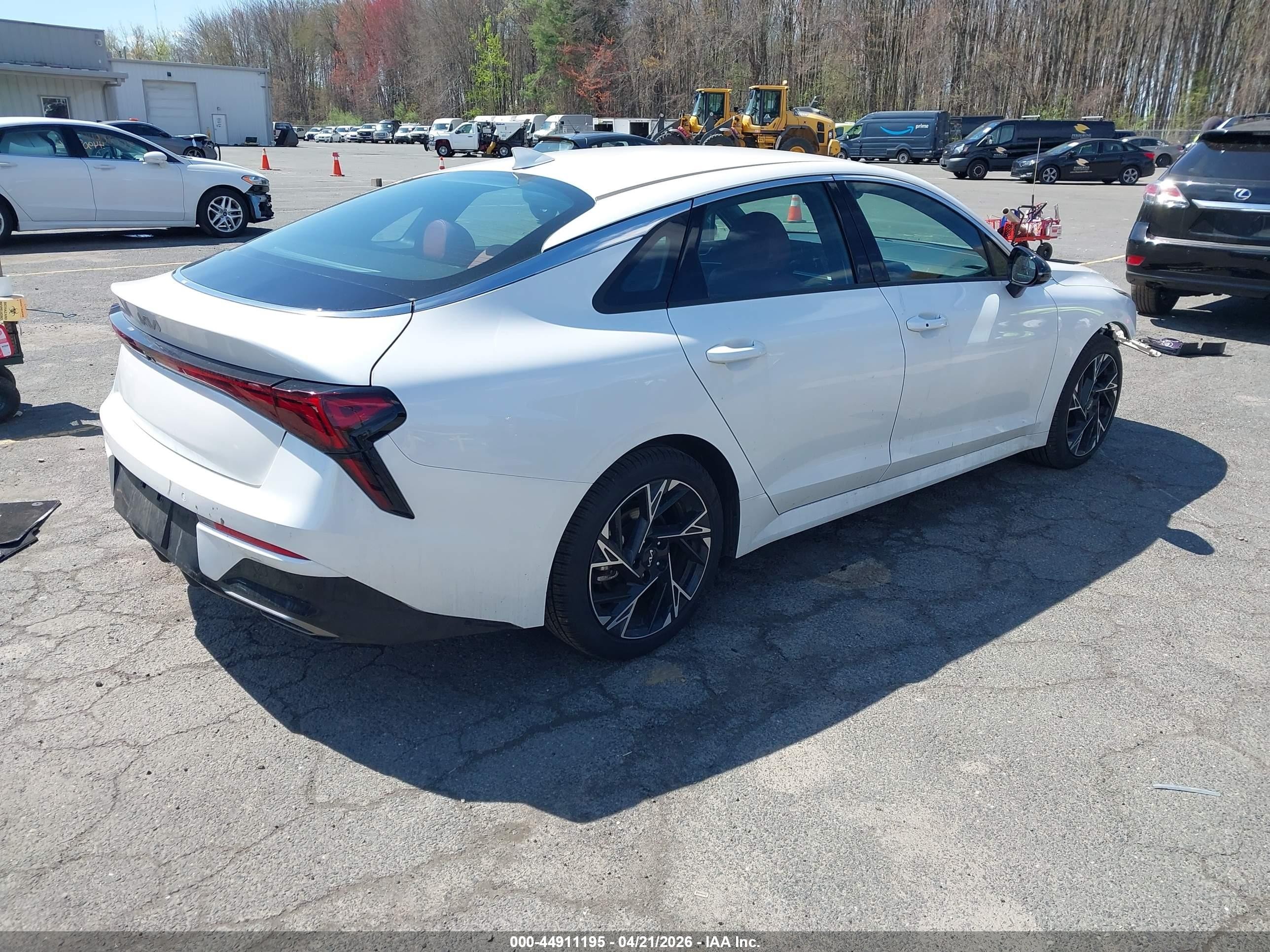 2026 Kia K5 Gt-line Awd White vin: KNAG64J76T5408149