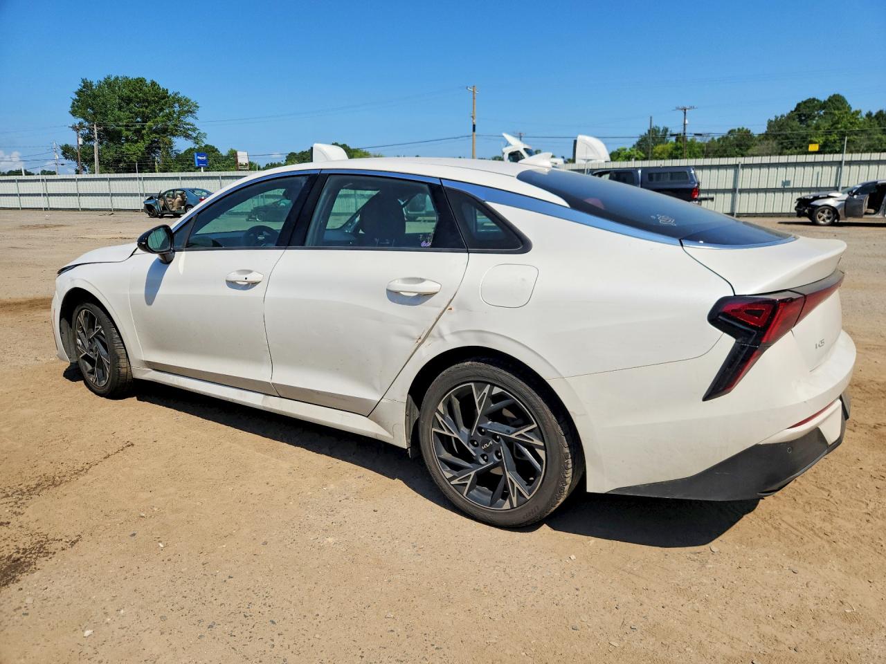 2026 Kia K5 Gt Line White vin: KNAG64J76T5418664