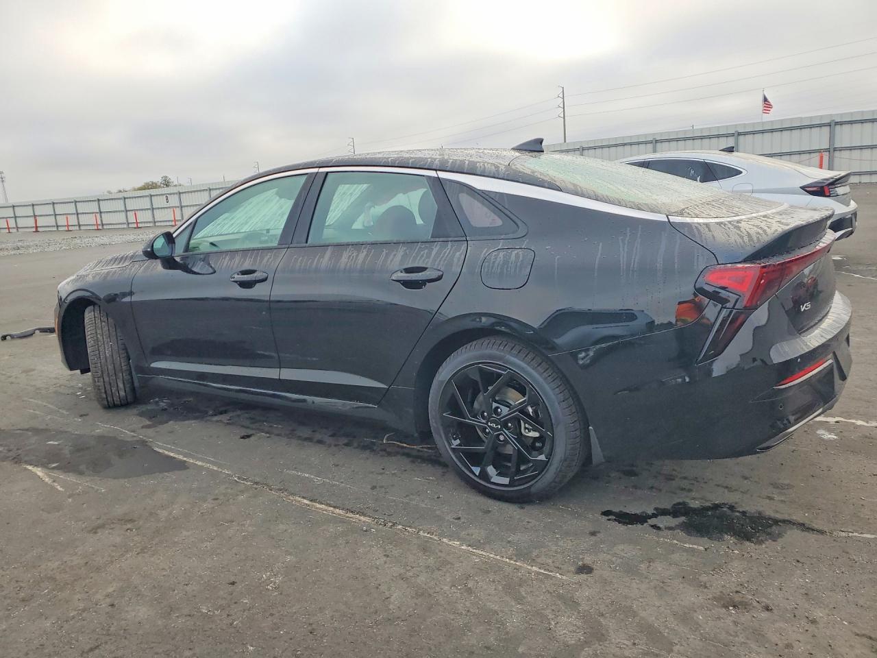 2026 Kia K5 Gt-line Black vin: KNAG64J77T5468635