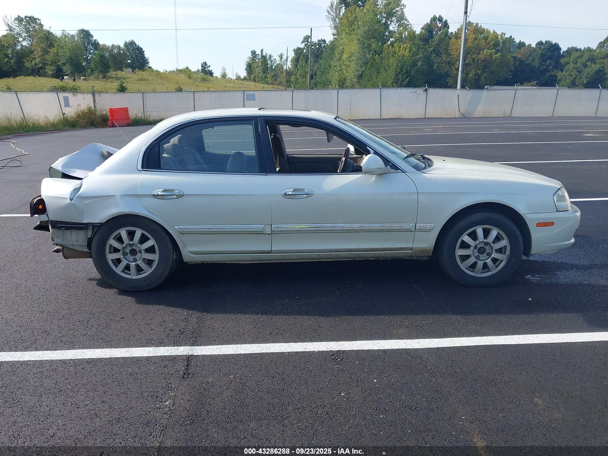 2001 Kia Optima Lx V6/se V6 White vin: KNAGD124815092274
