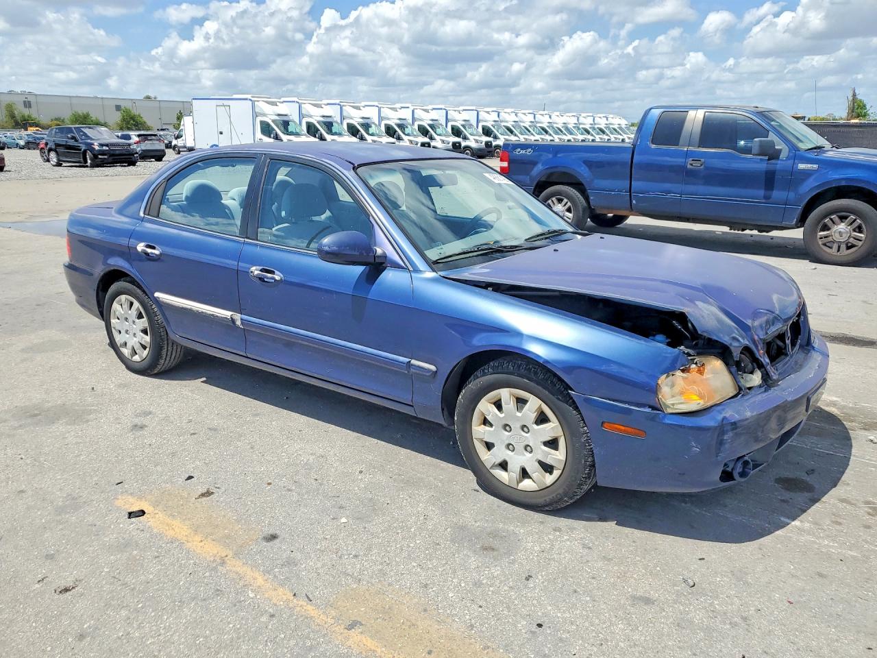 2004 Kia Optima Lx Синий vin: KNAGD126045342385