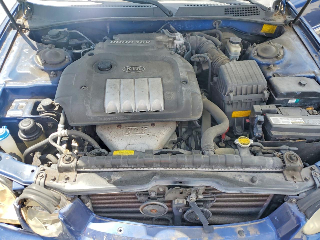 2004 Kia Optima Lx Синий vin: KNAGD126045342385