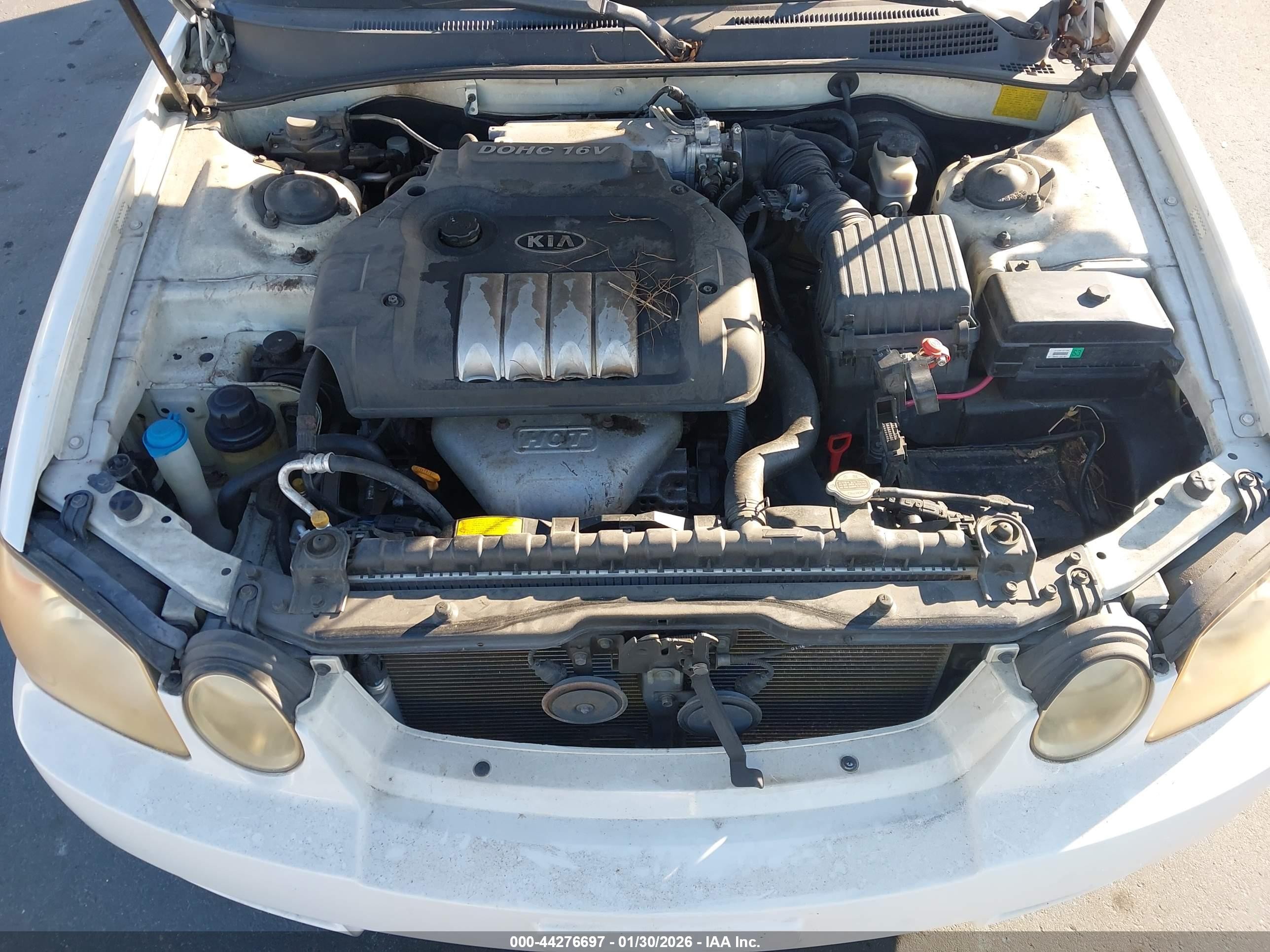 2004 Kia Optima Ex/lx White vin: KNAGD126145311579