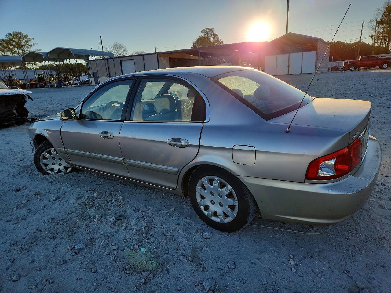 2004 Kia Optima Lx Silver vin: KNAGD126145363357