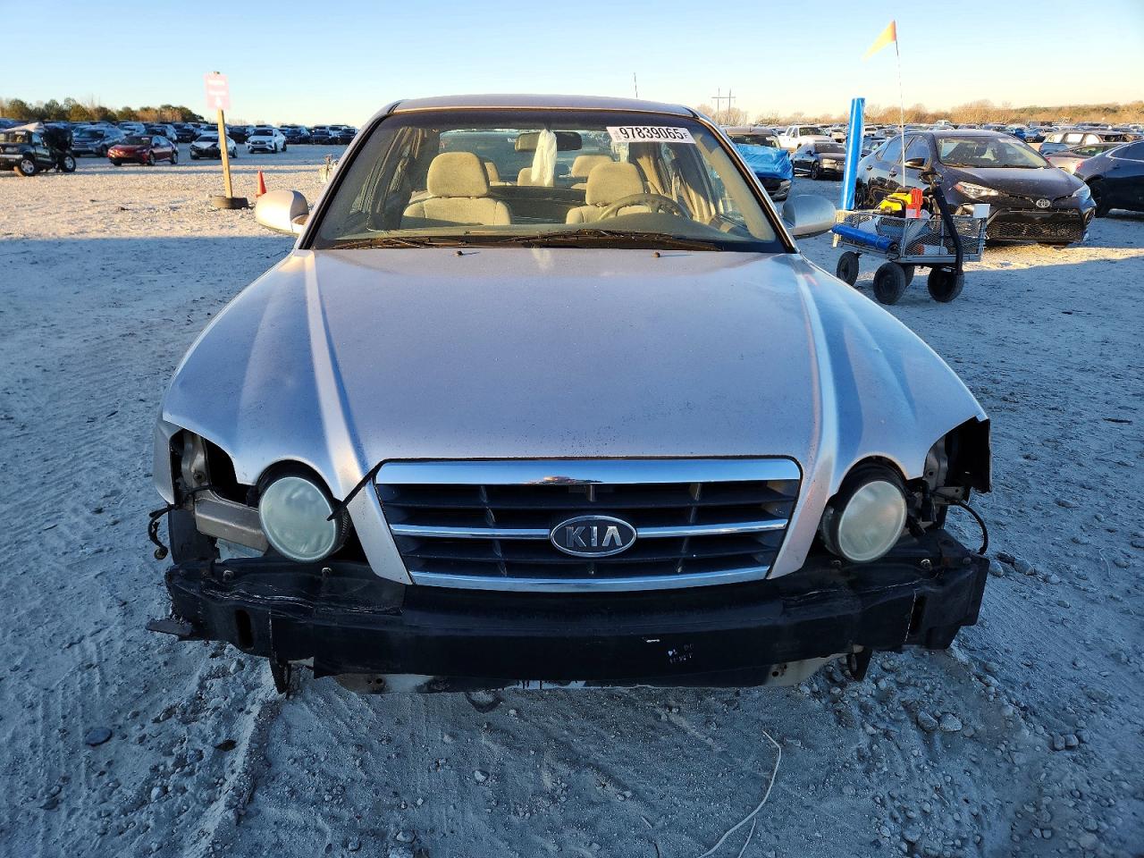 2004 Kia Optima Lx Silver vin: KNAGD126145363357