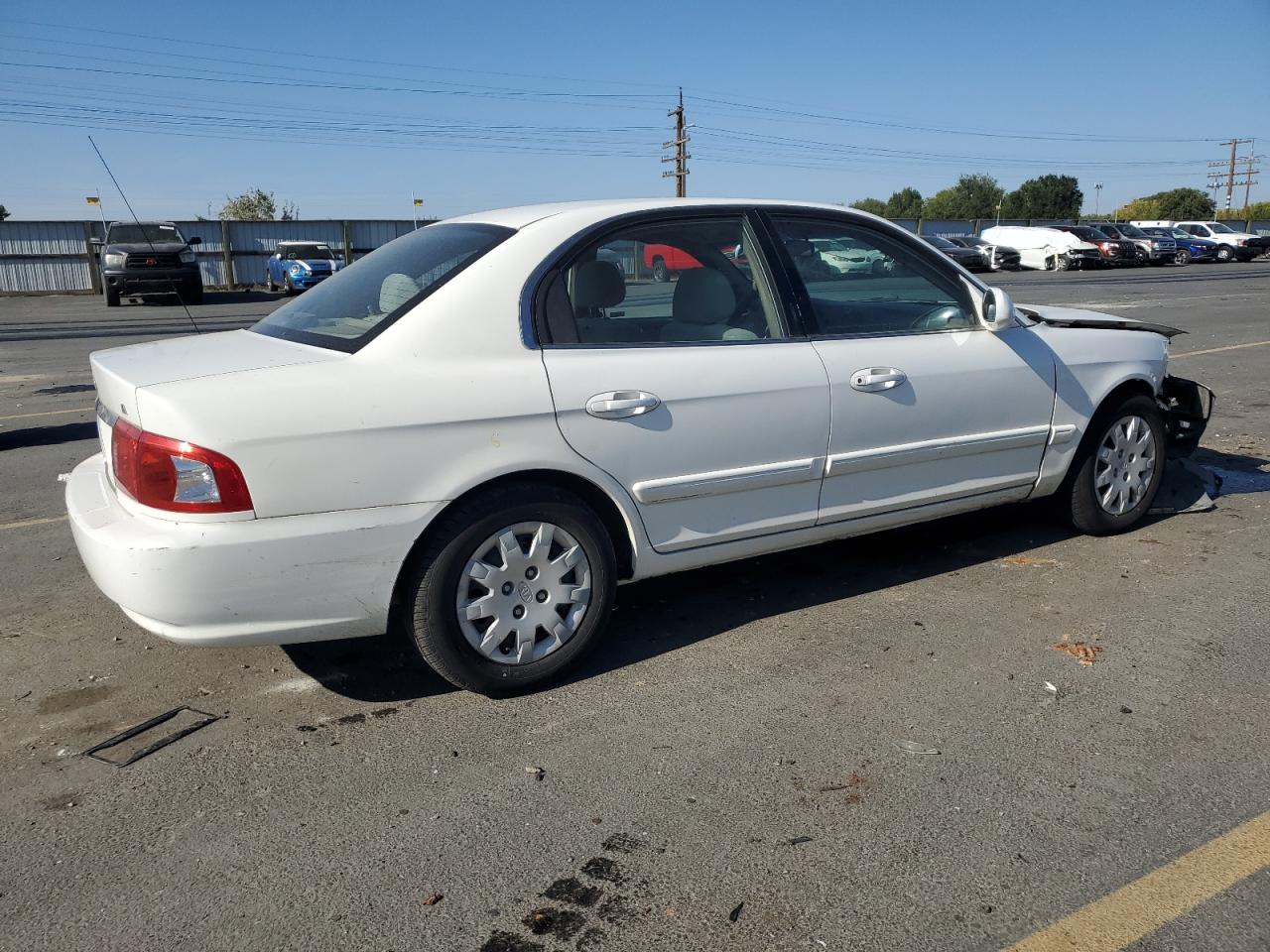 2005 Kia Optima Lx White vin: KNAGD126155389037
