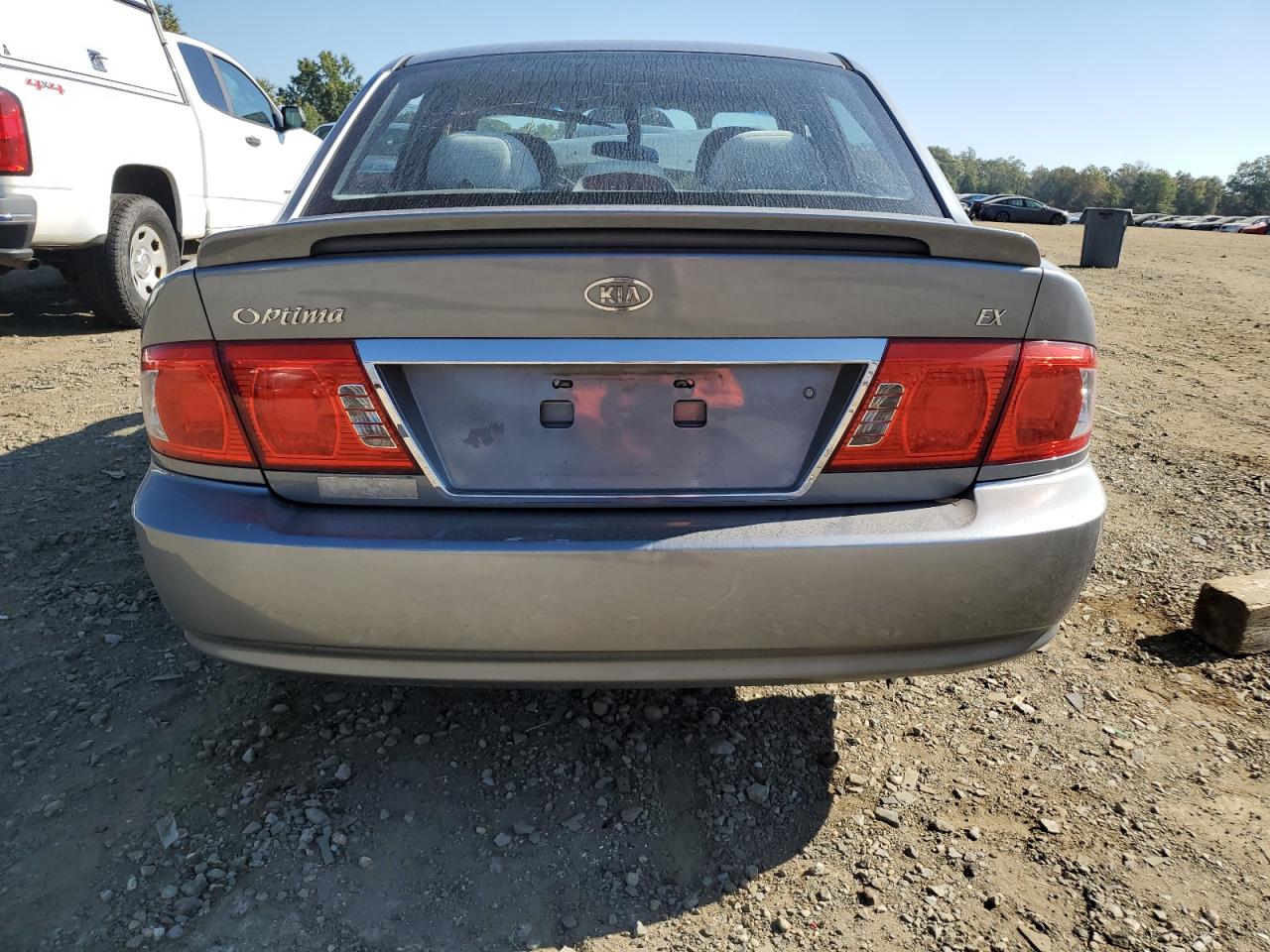 2004 Kia Optima Lx Синий vin: KNAGD126245270993