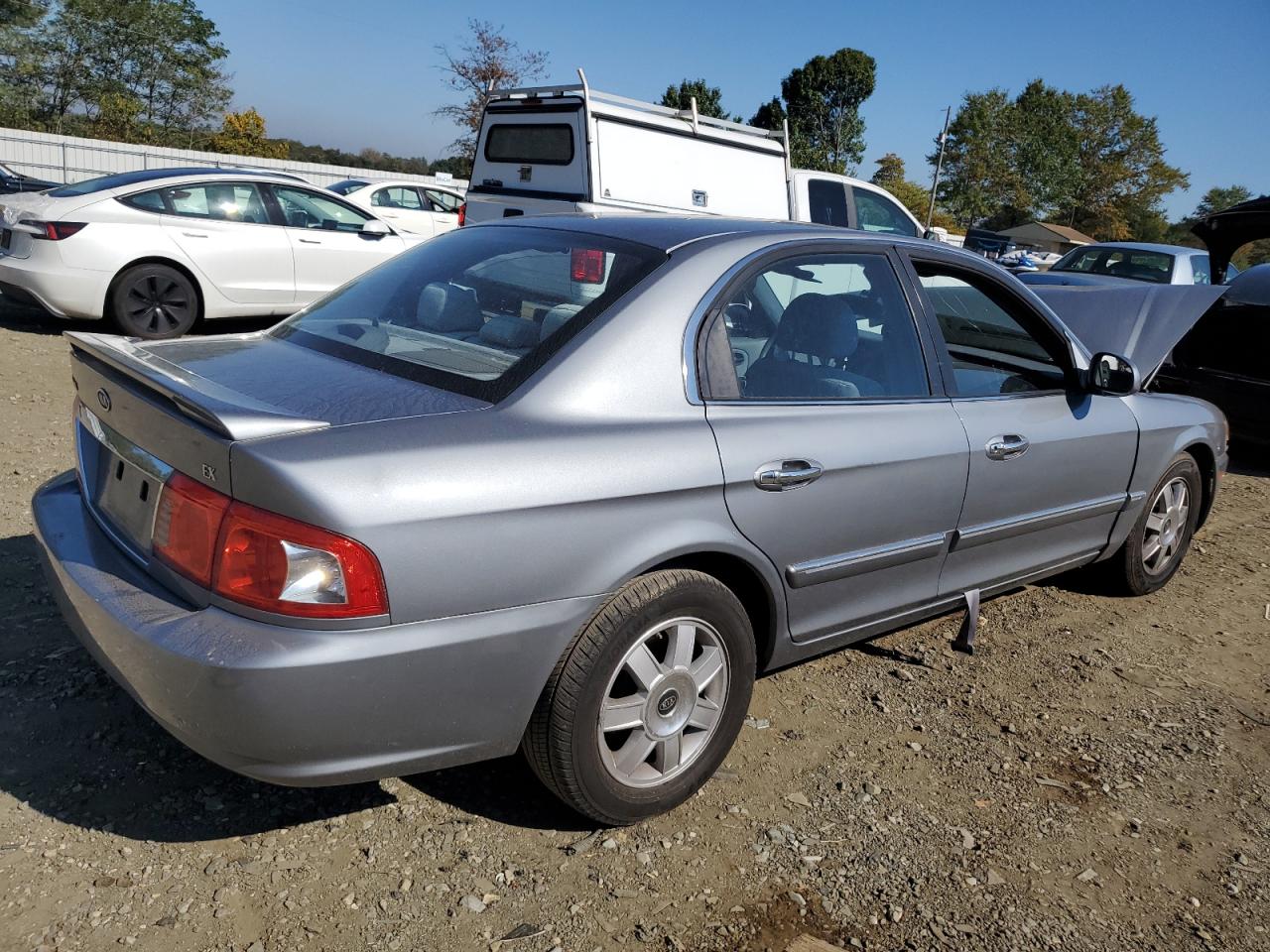 2004 Kia Optima Lx Синий vin: KNAGD126245270993