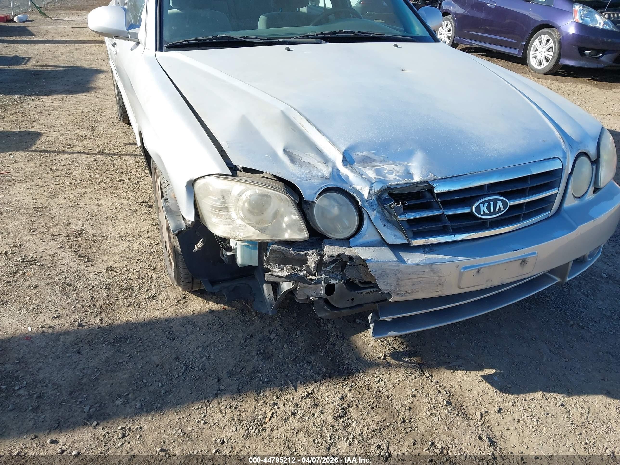 2005 Kia Optima Ex/lx Серебряный vin: KNAGD126255378693