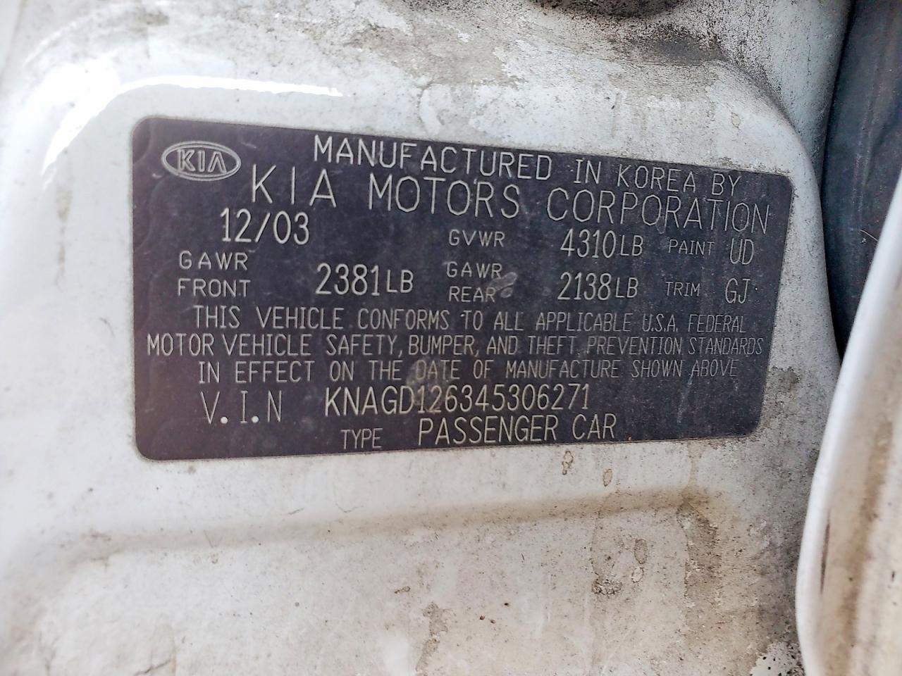 2004 Kia Optima Lx White vin: KNAGD126345306271