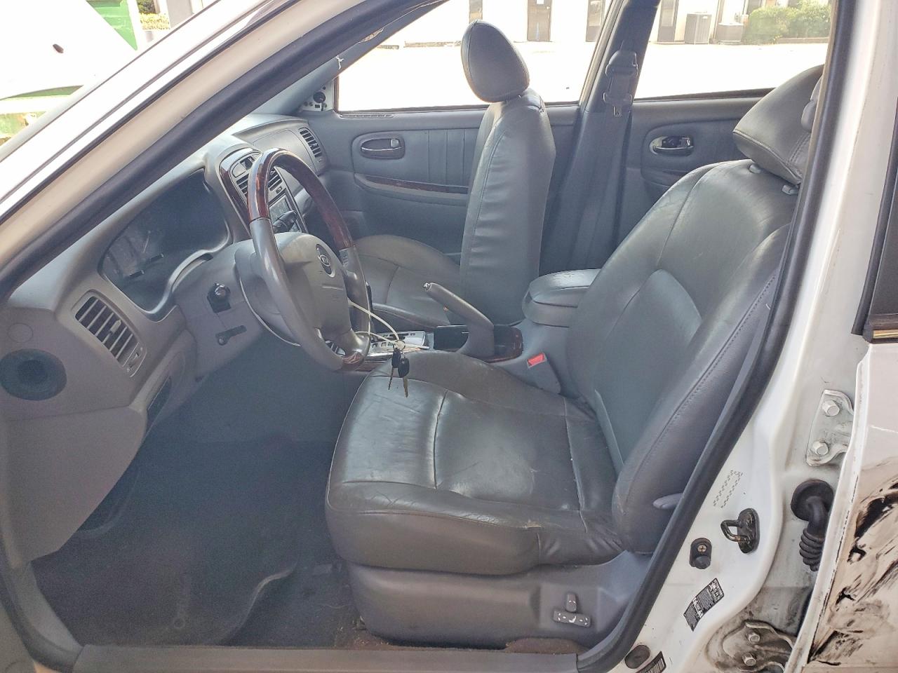 2004 Kia Optima Lx White vin: KNAGD126345306271
