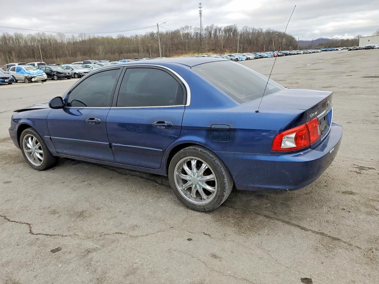 2005 Kia Optima Lx Blue vin: KNAGD126355405786