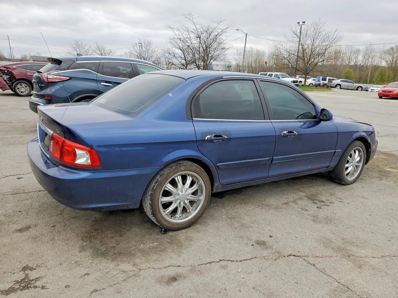 2005 Kia Optima Lx Blue vin: KNAGD126355405786