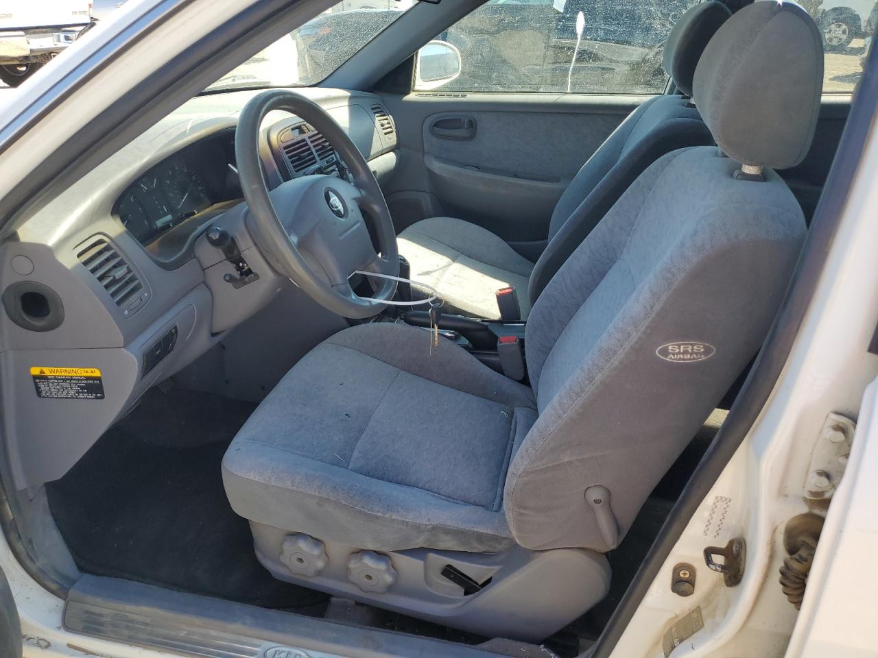 2004 Kia Optima Lx White vin: KNAGD126445255024