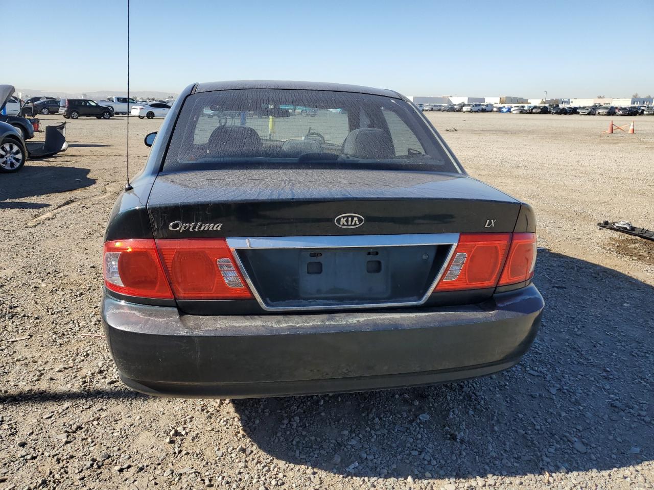 2004 Kia Optima Lx Green vin: KNAGD126445372439