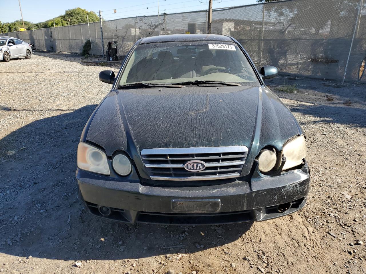 2004 Kia Optima Lx Green vin: KNAGD126445372439