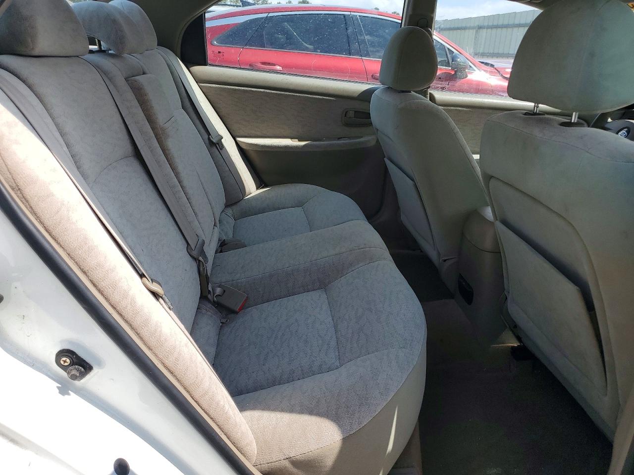 2005 Kia Optima Lx White vin: KNAGD126455400595