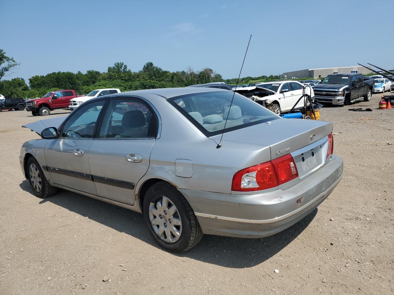 2005 Kia Optima Lx Silver vin: KNAGD126455401925