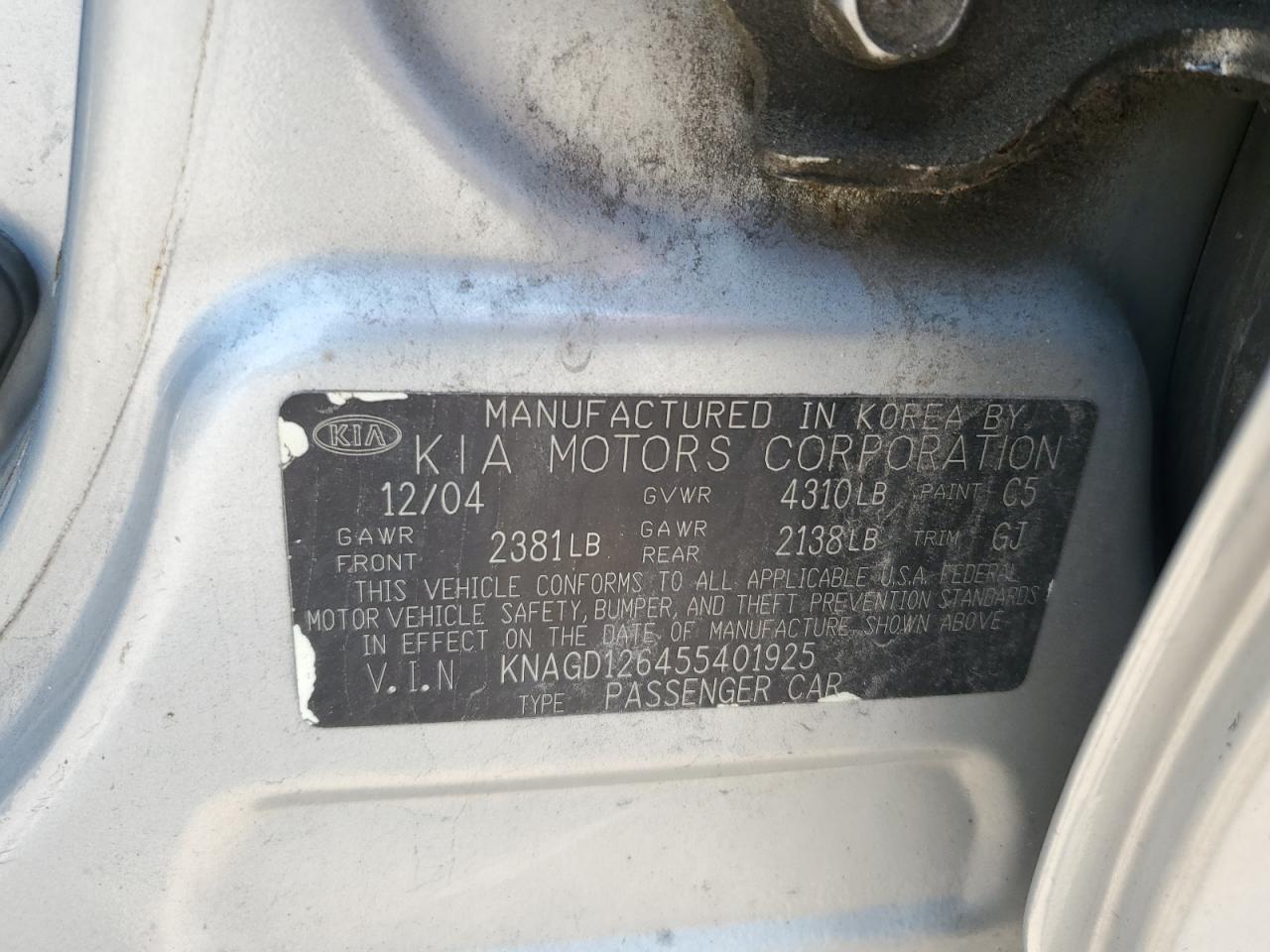 2005 Kia Optima Lx Silver vin: KNAGD126455401925