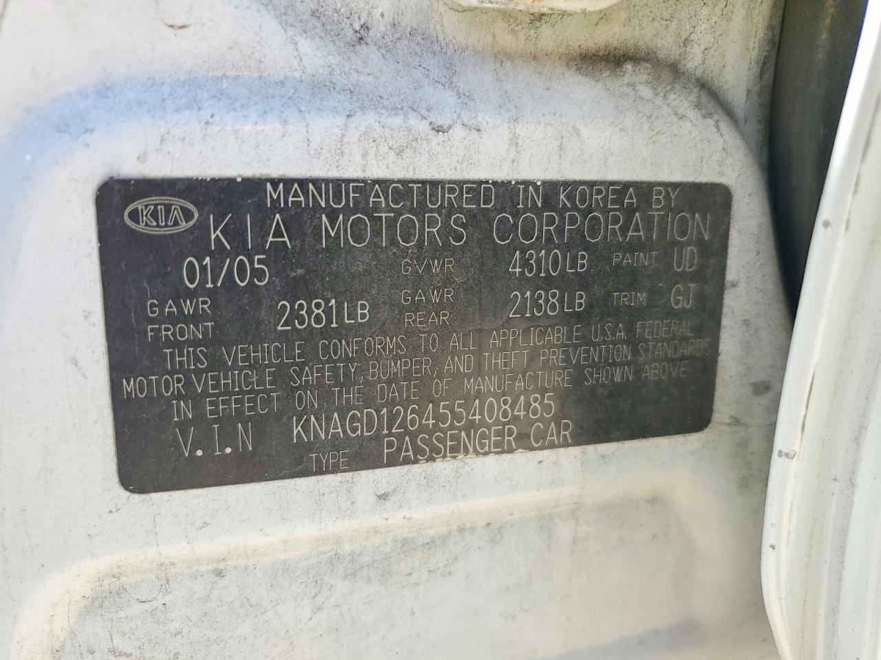 2005 Kia Optima Lx White vin: KNAGD126455408485