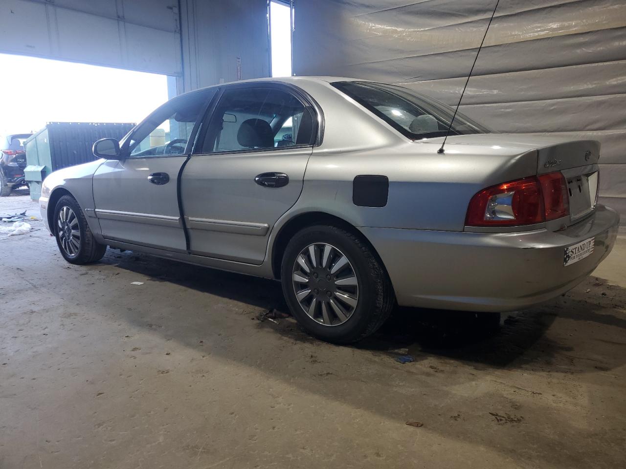 2004 Kia Optima Lx Silver vin: KNAGD126545257834