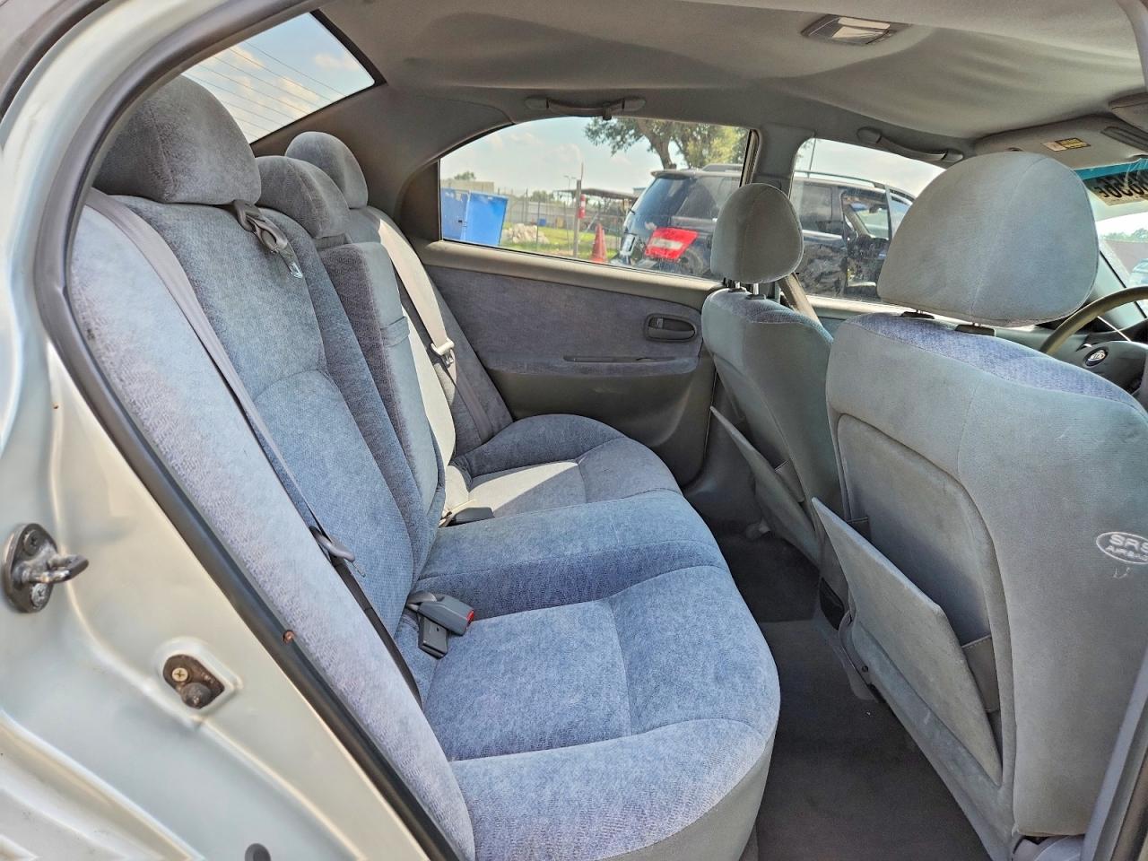 2005 Kia Optima Lx Silver vin: KNAGD126555383175