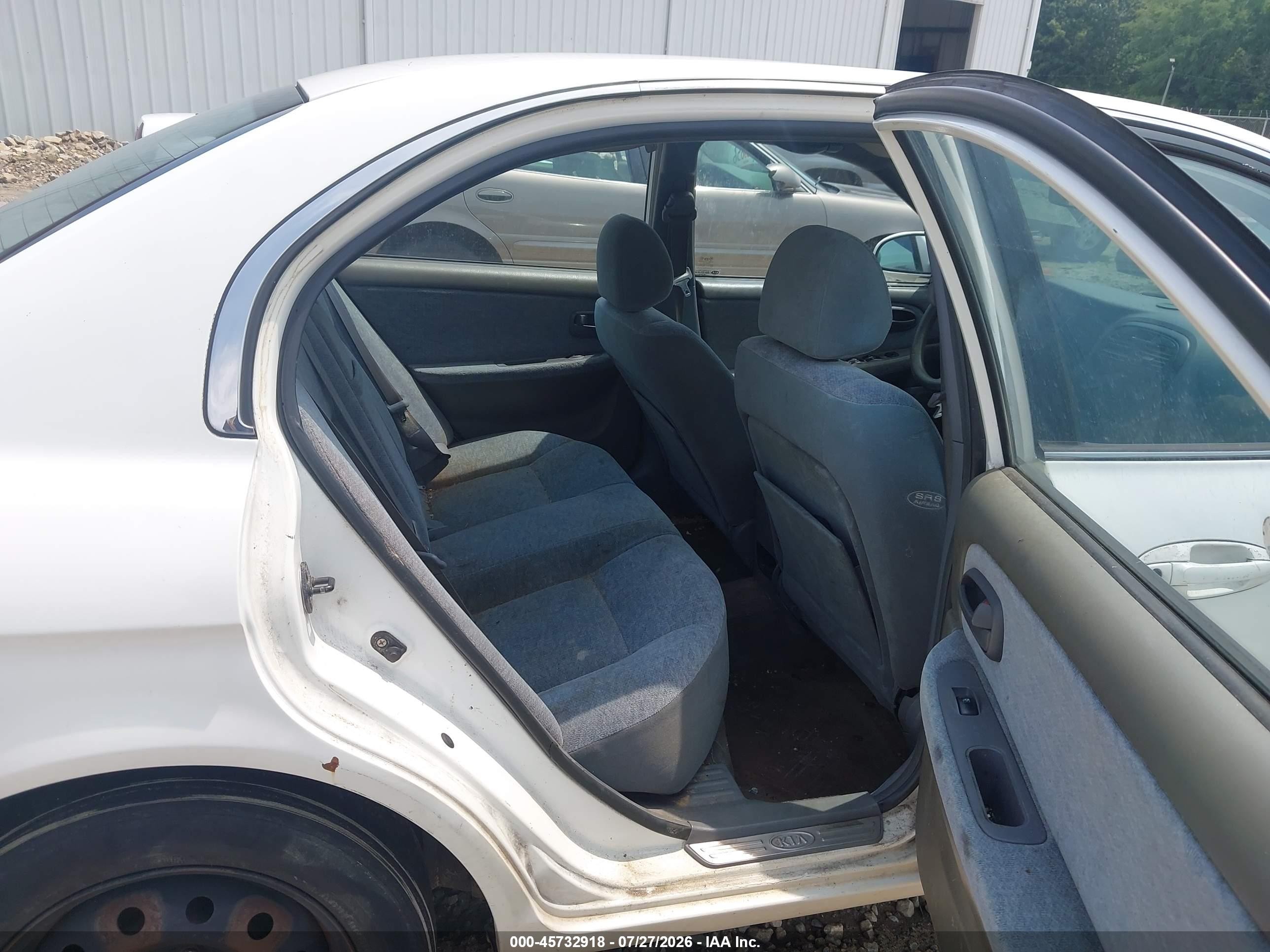 2005 Kia Optima Ex/lx White vin: KNAGD126655385128