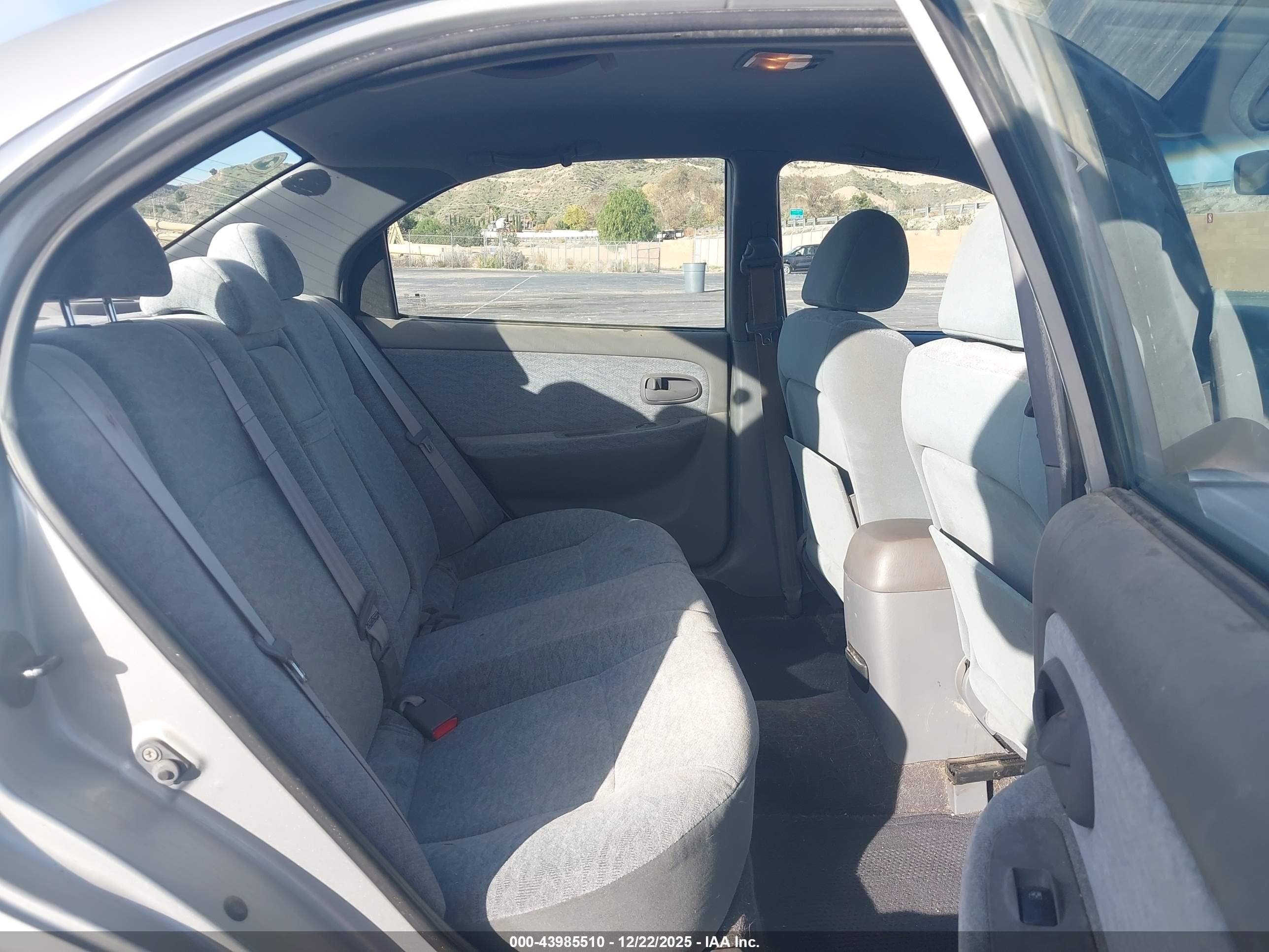 2005 Kia Optima Ex/lx Silver vin: KNAGD126755426382