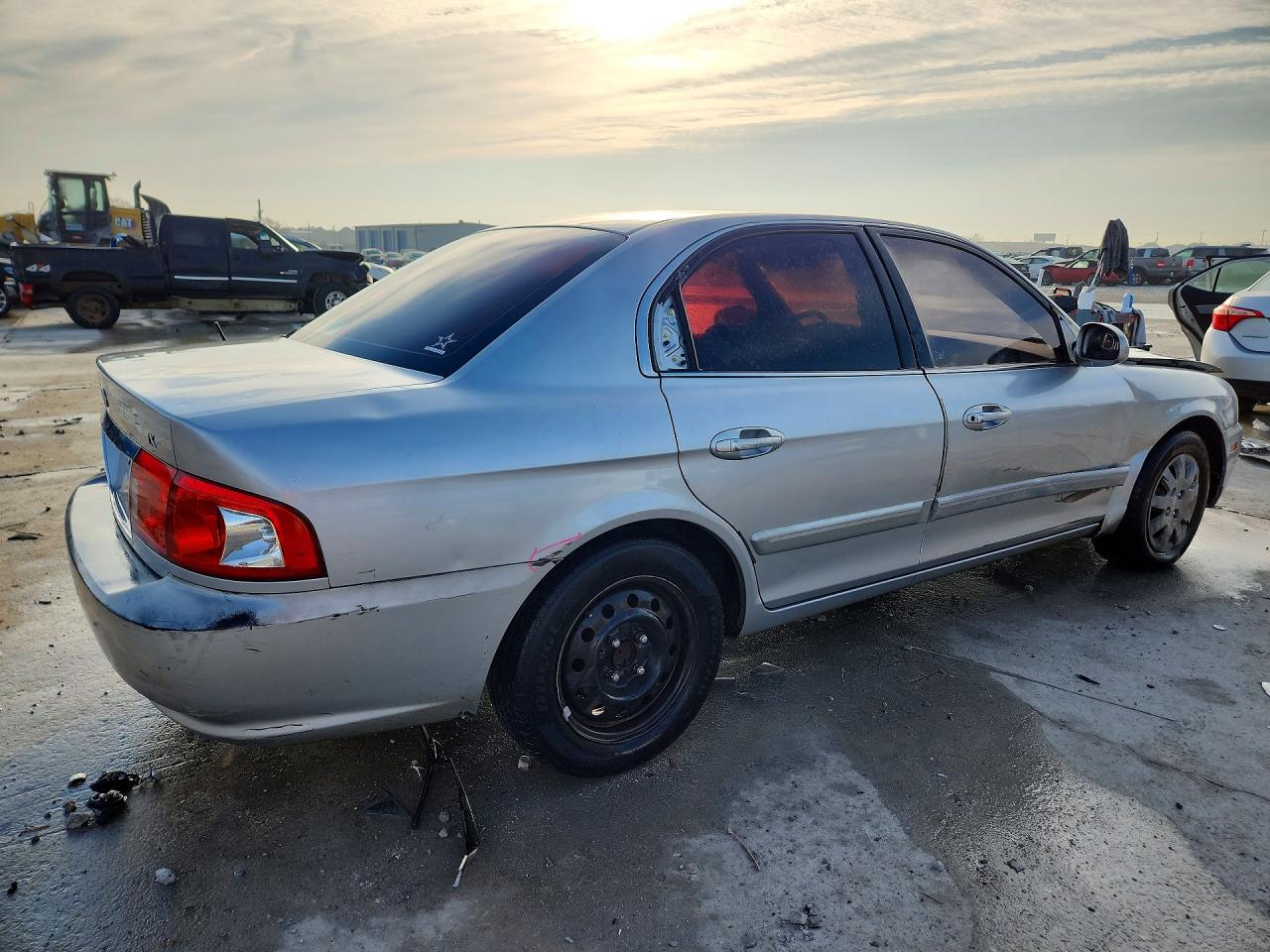 2005 Kia Optima Lx Silver vin: KNAGD126755435762