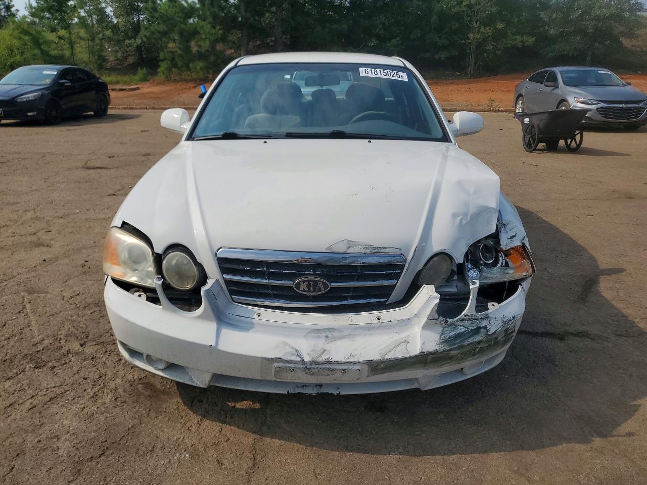 2004 Kia Optima Lx White vin: KNAGD126845310218