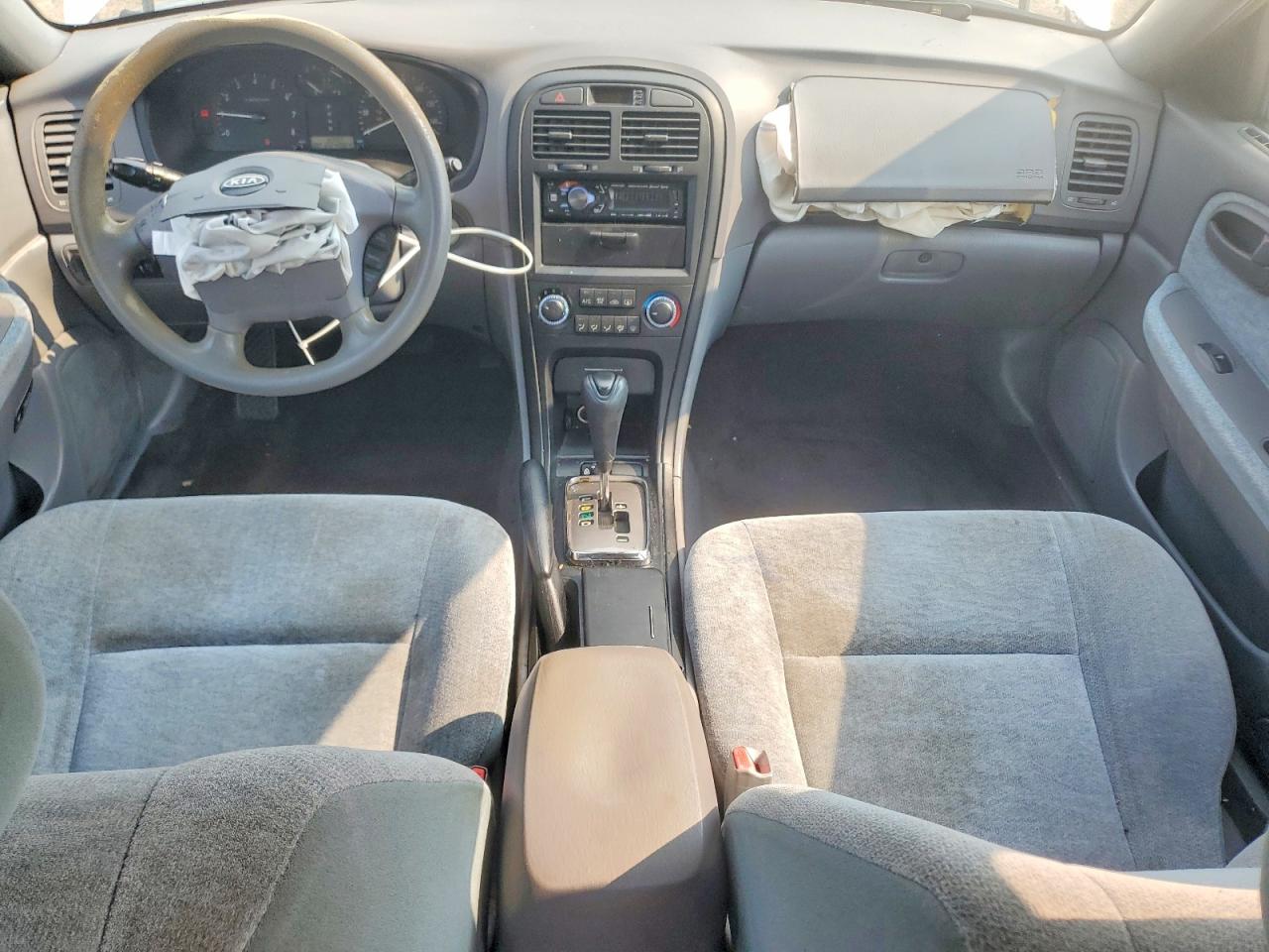 2004 Kia Optima Lx White vin: KNAGD126845310218