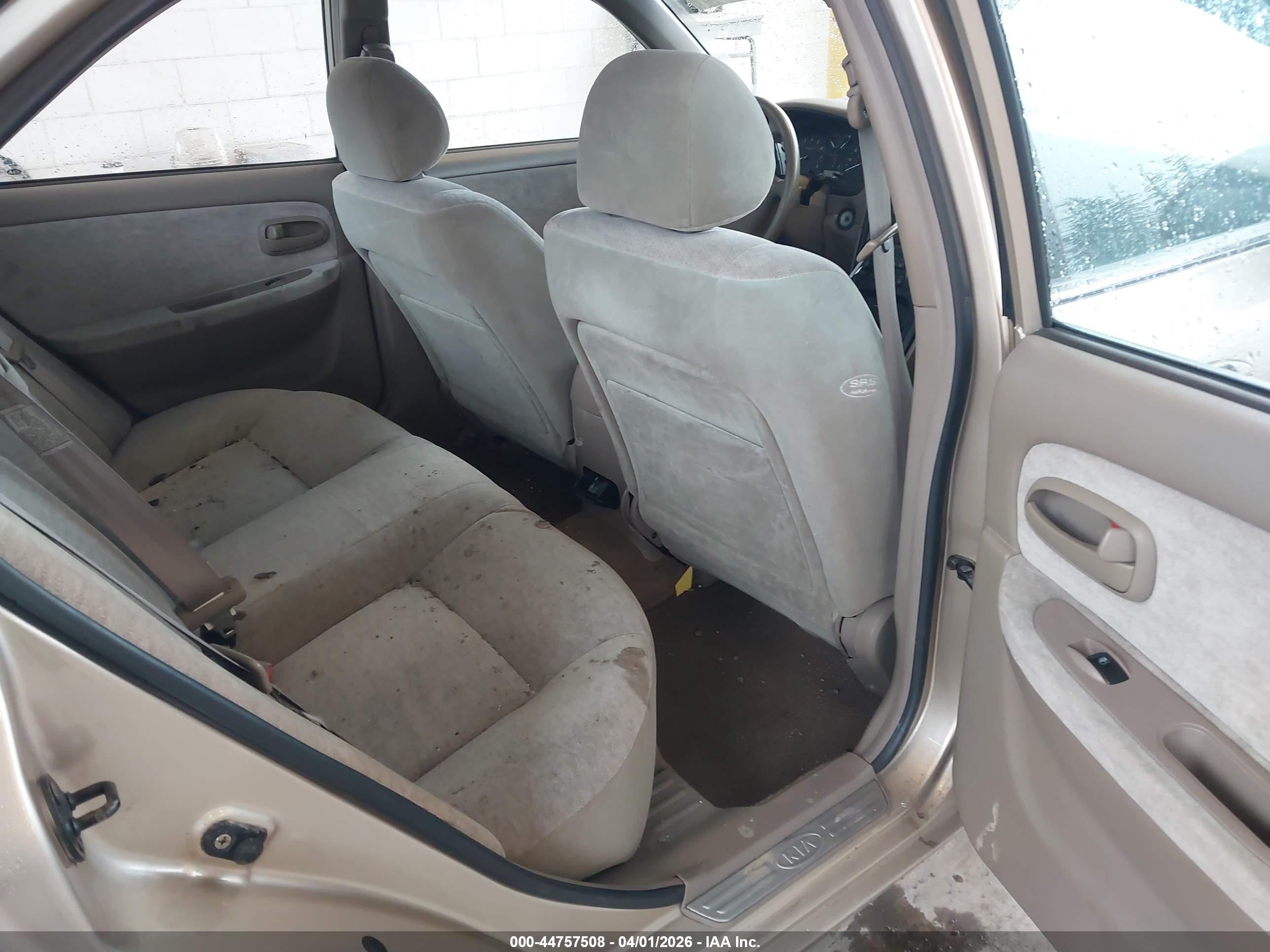 2004 Kia Optima Ex/lx Beige vin: KNAGD126845314415
