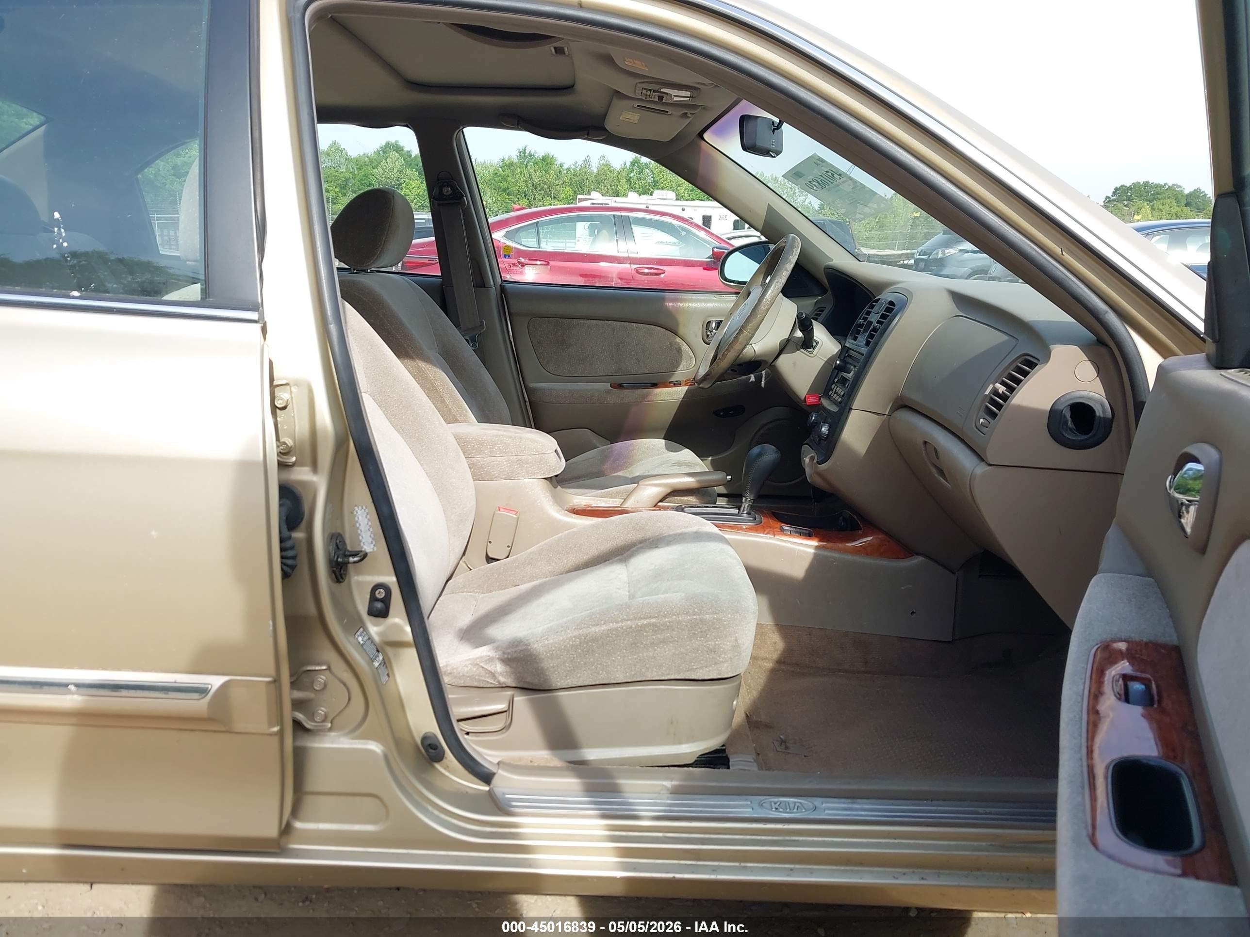 2002 Kia Optima Lx/se Gold vin: KNAGD126925149469